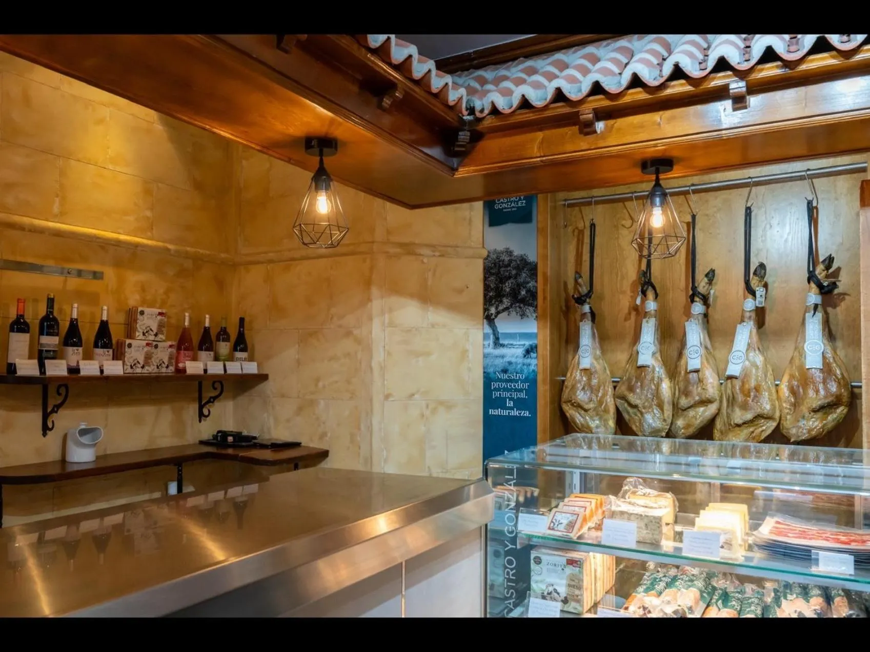 On-site shops in Hotel Mozárbez Salamanca