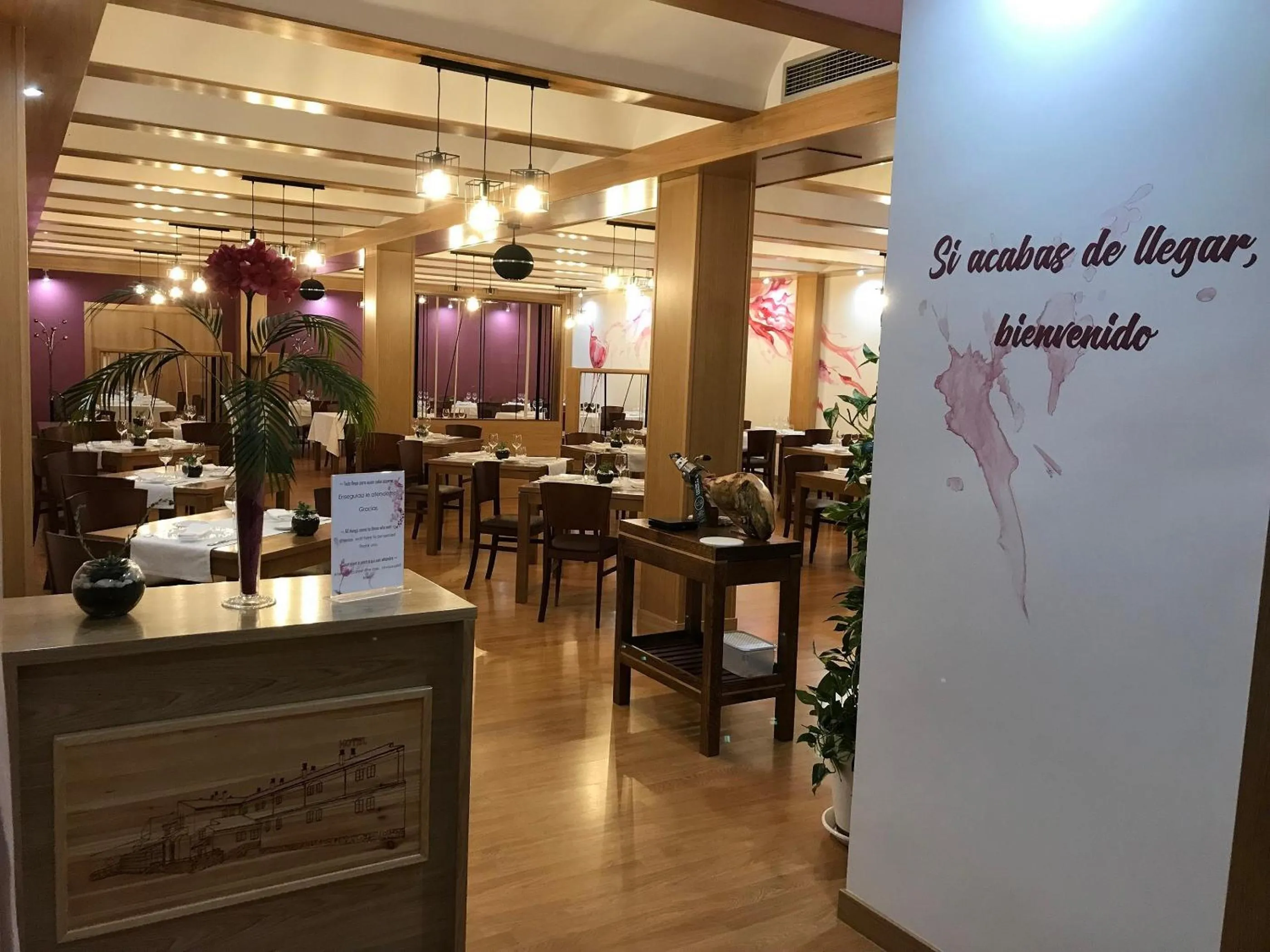 Lunch in Hotel Mozárbez Salamanca