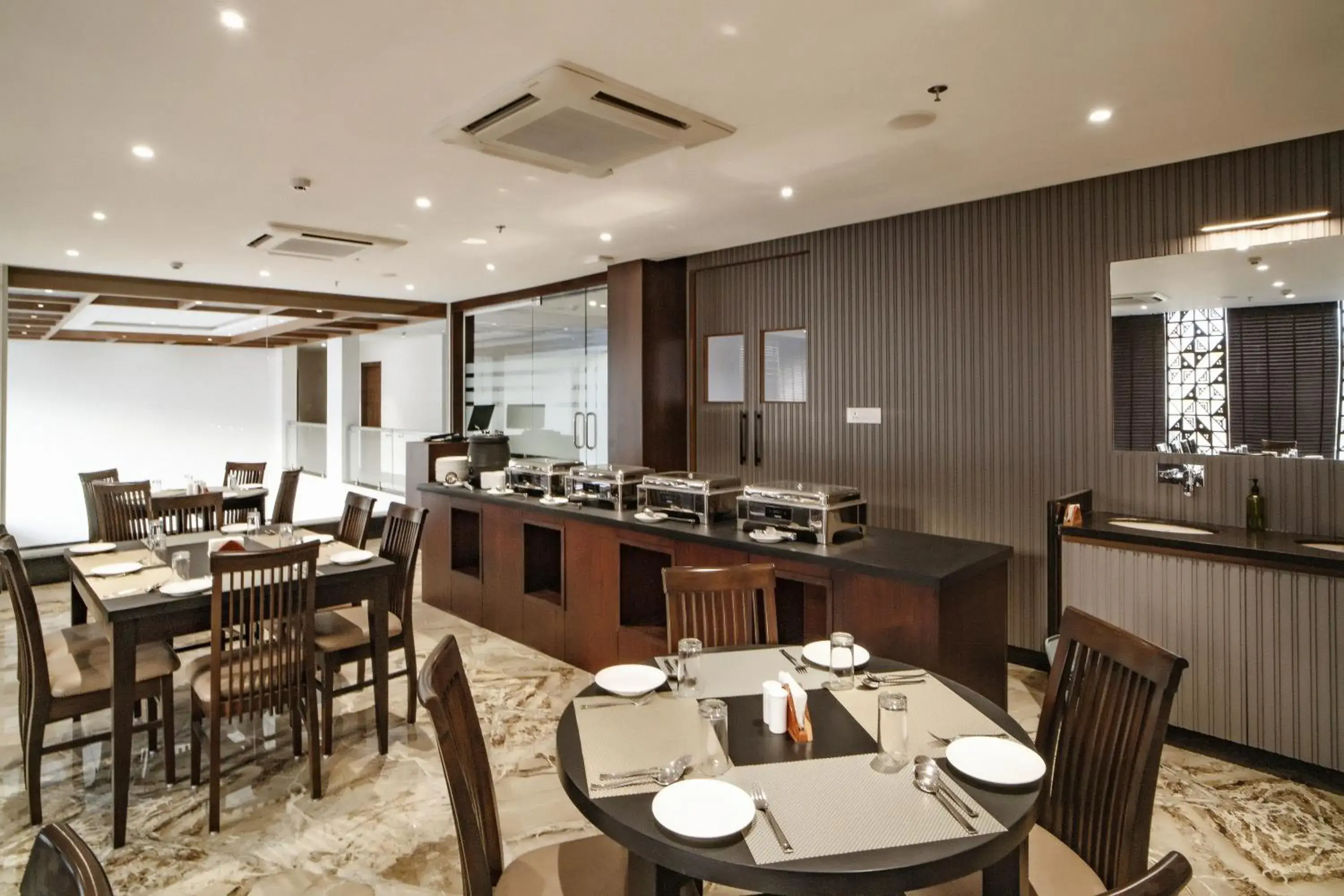 Restaurant/places to eat in THE MANGAL VIEW RESIDENCY - A Luxury Boutique Business Hotel Restaurant/places to eat in THE MANGAL VIEW RESIDENCY - A Luxury Boutique Business Hotel
