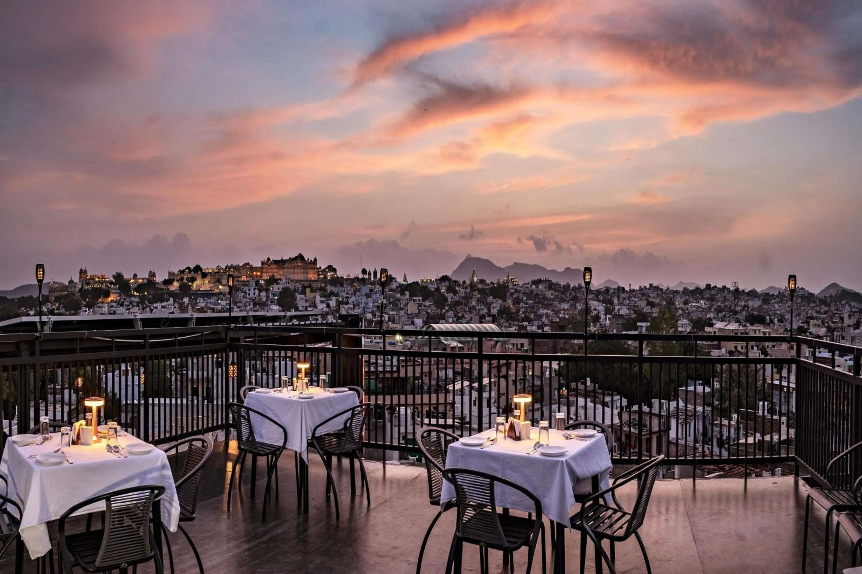 Restaurant/places to eat in THE MANGAL VIEW RESIDENCY - A Luxury Boutique Business Hotel