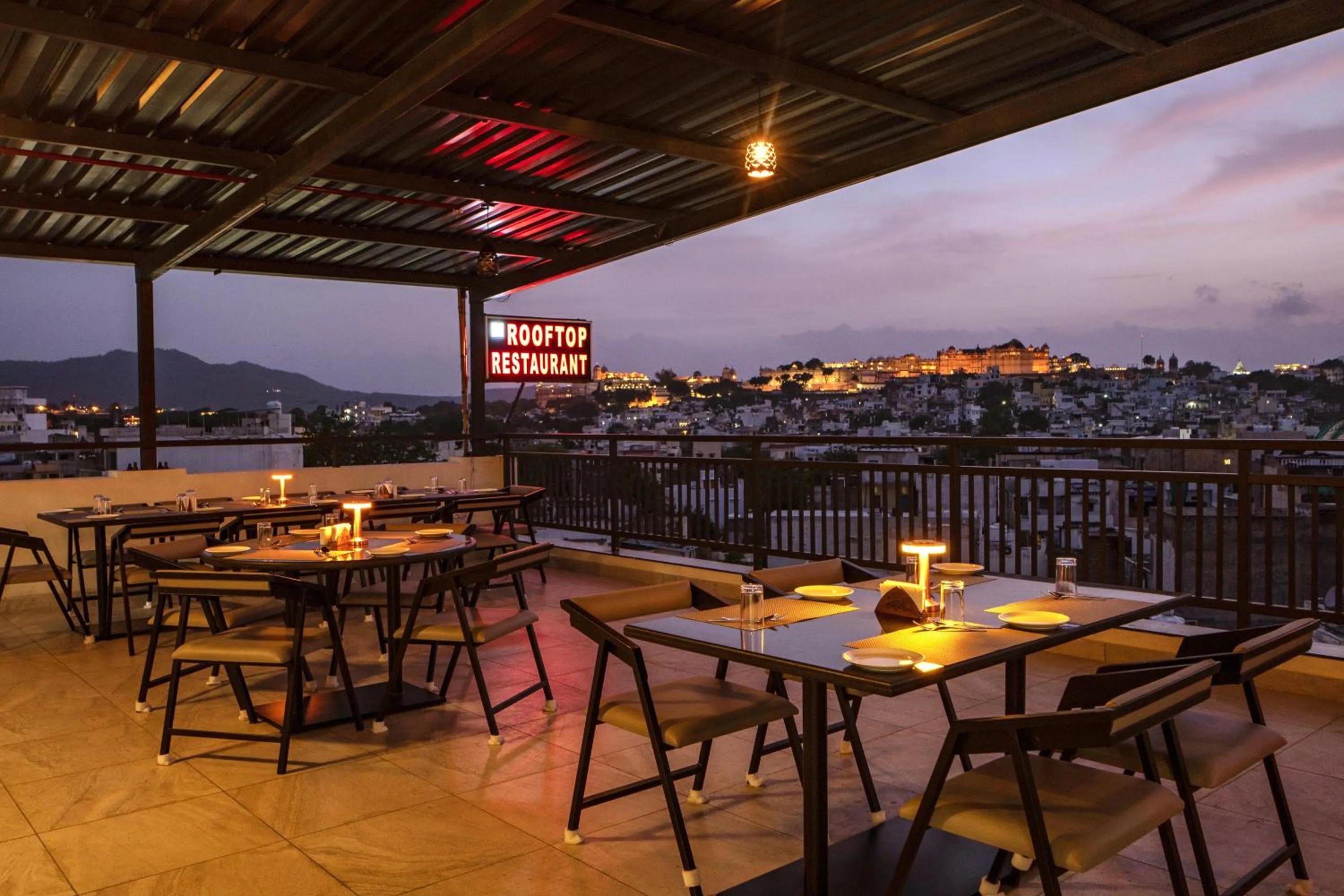 Restaurant/places to eat in THE MANGAL VIEW RESIDENCY - A Luxury Boutique Business Hotel