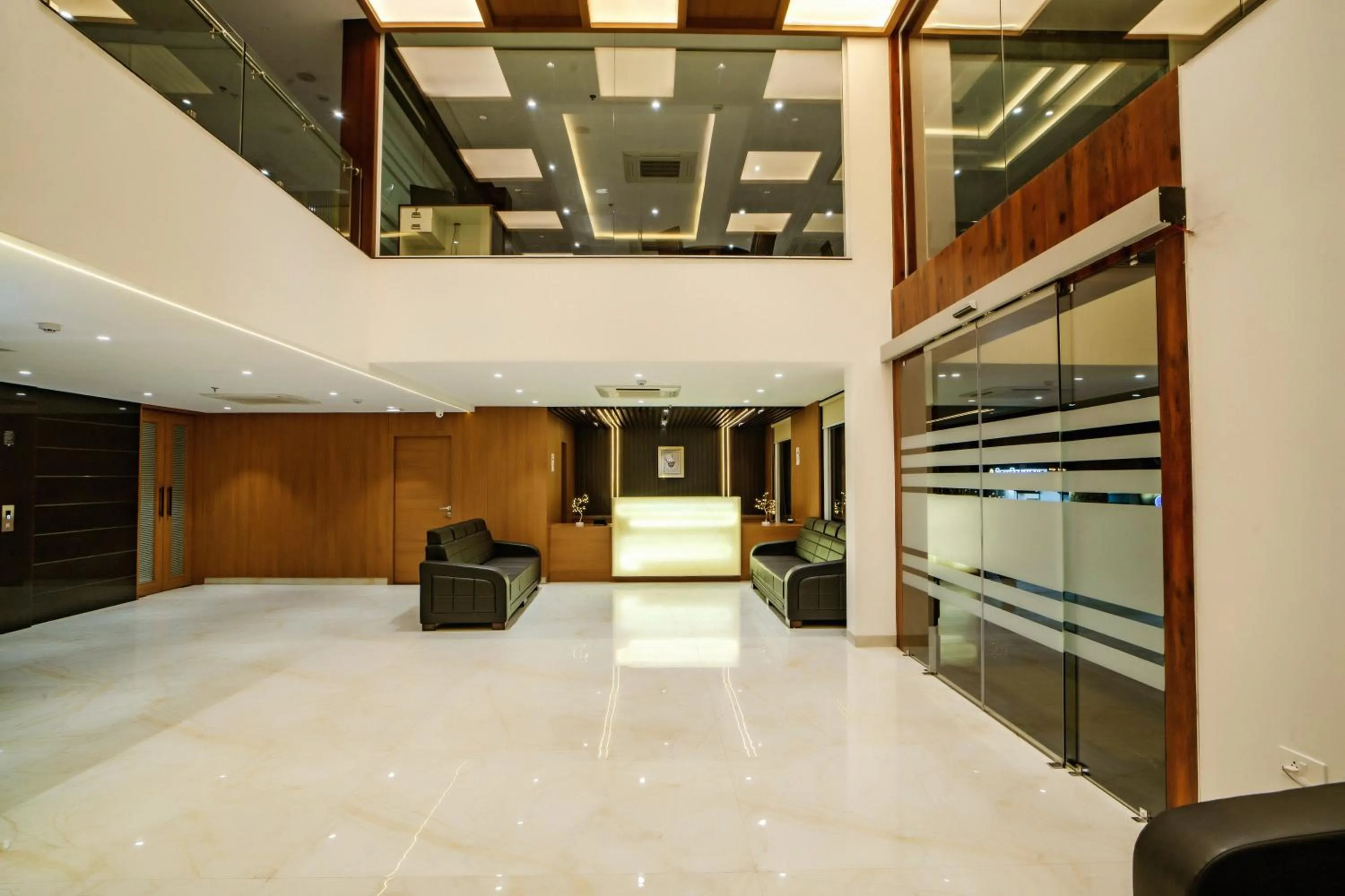 Lobby or reception in THE MANGAL VIEW RESIDENCY - A Luxury Boutique Business Hotel