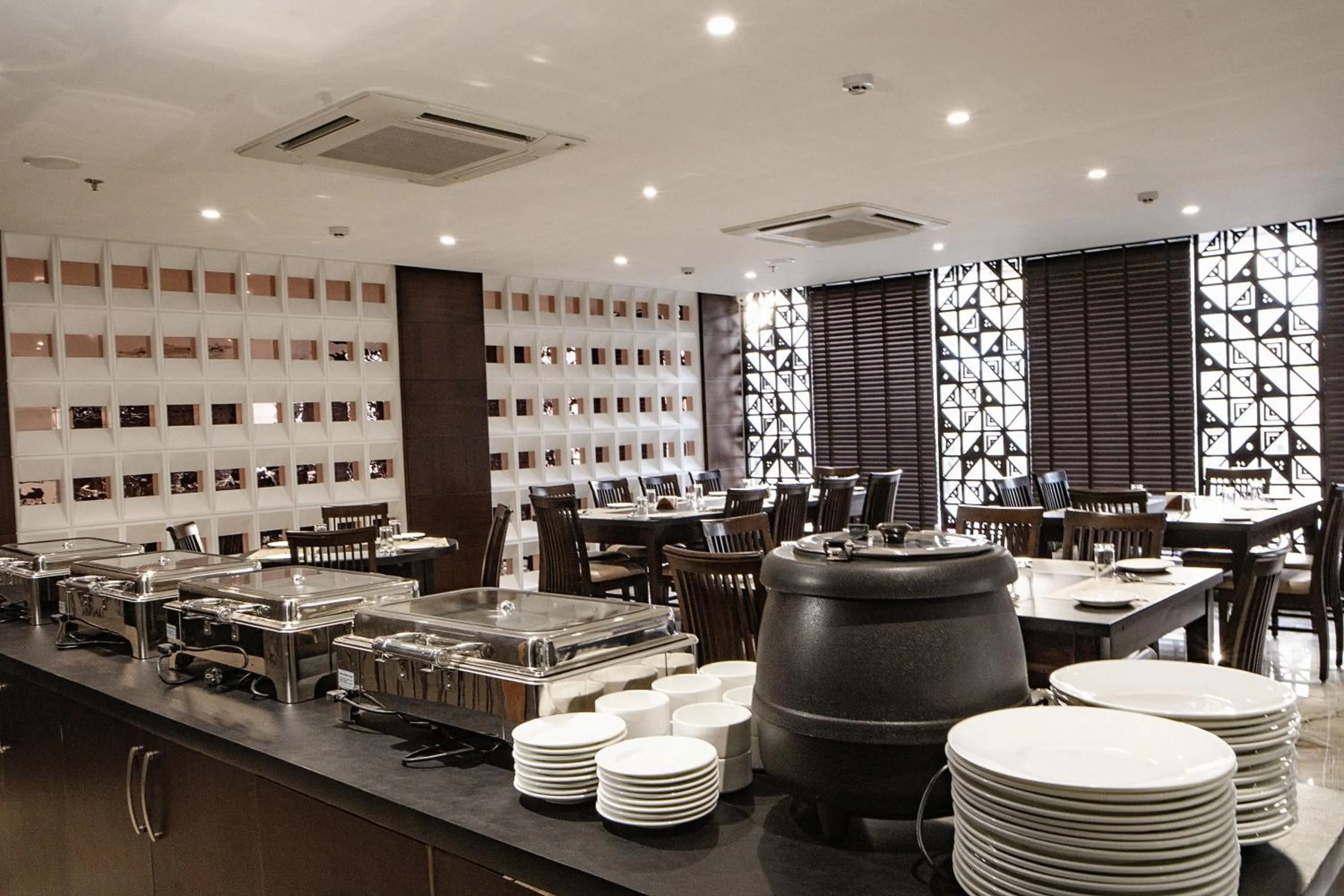 Restaurant/places to eat in THE MANGAL VIEW RESIDENCY - A Luxury Boutique Business Hotel