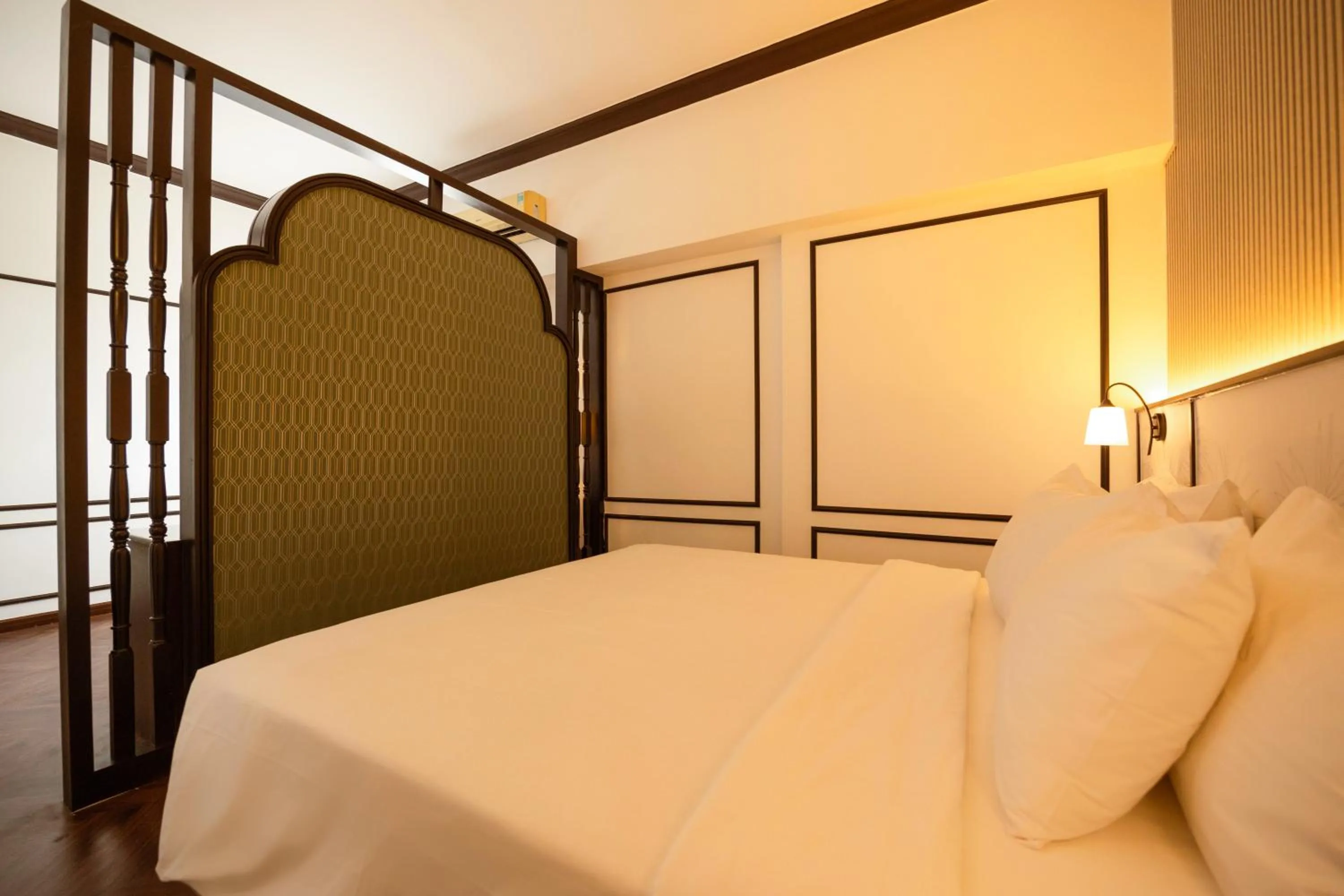 Bed in Dai Nam Boutique Hotel