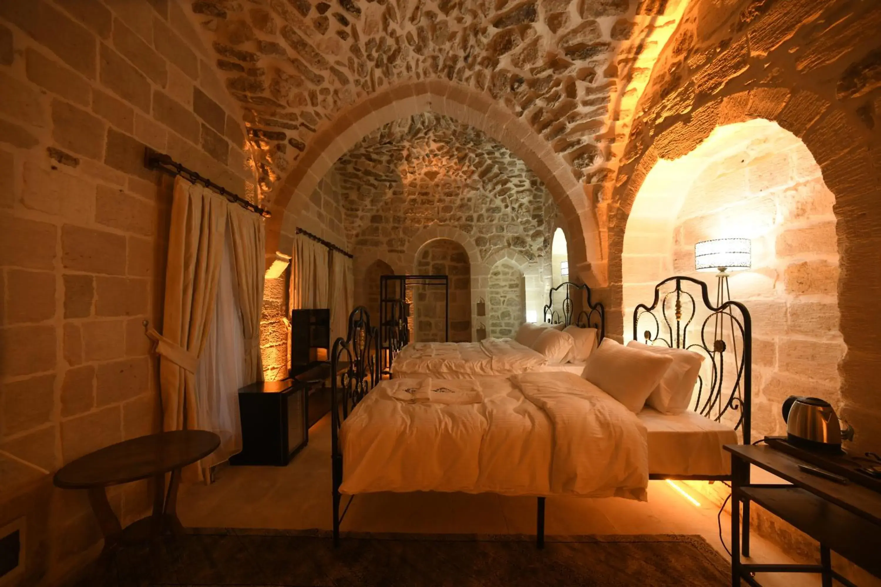 Bed in Legacy Mesopotamia Hotel Bed in Legacy Mesopotamia Hotel