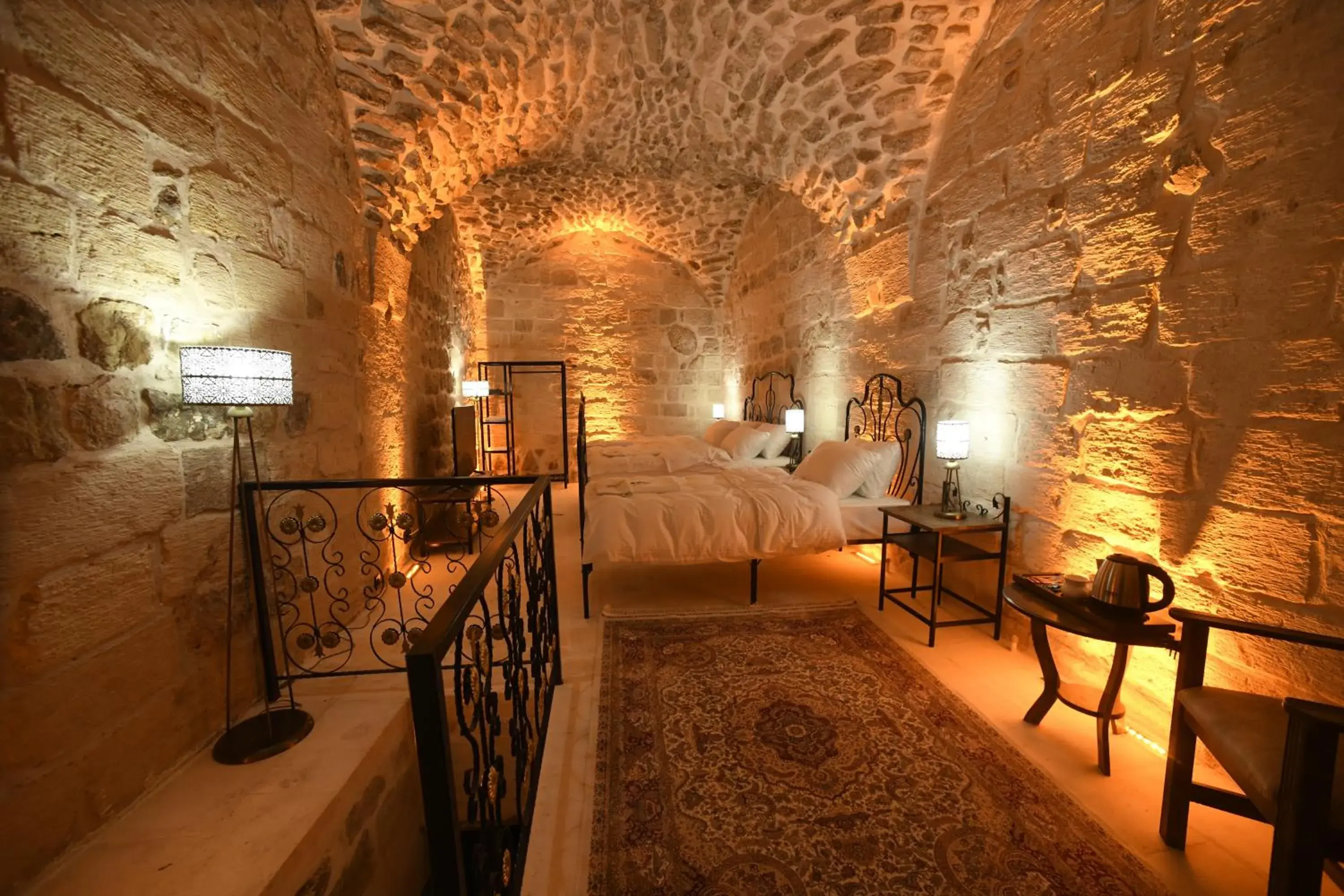 Bed in Legacy Mesopotamia Hotel Bed in Legacy Mesopotamia Hotel