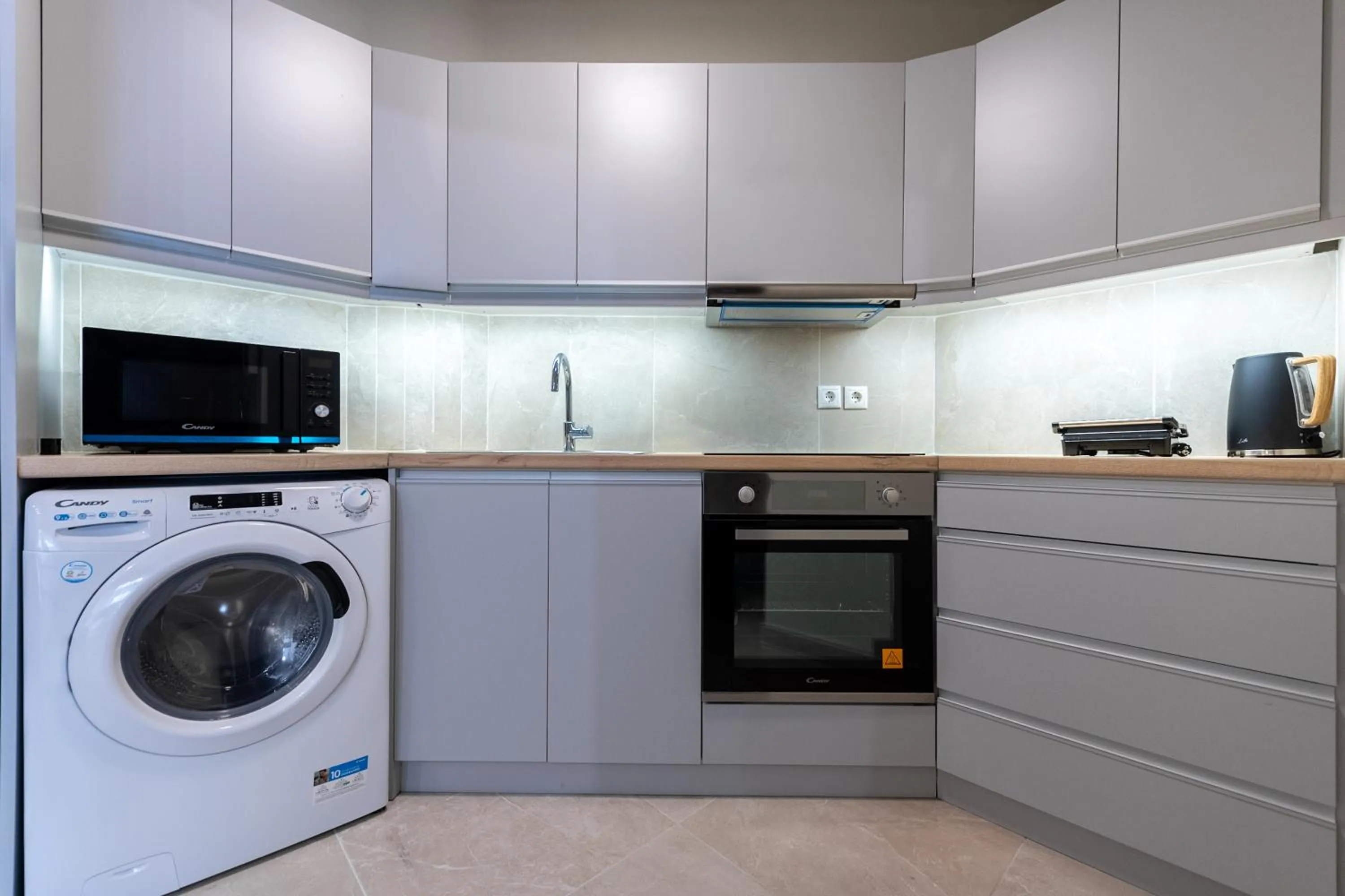 Phaedrus Living Luxury Flat Ampelokipoi