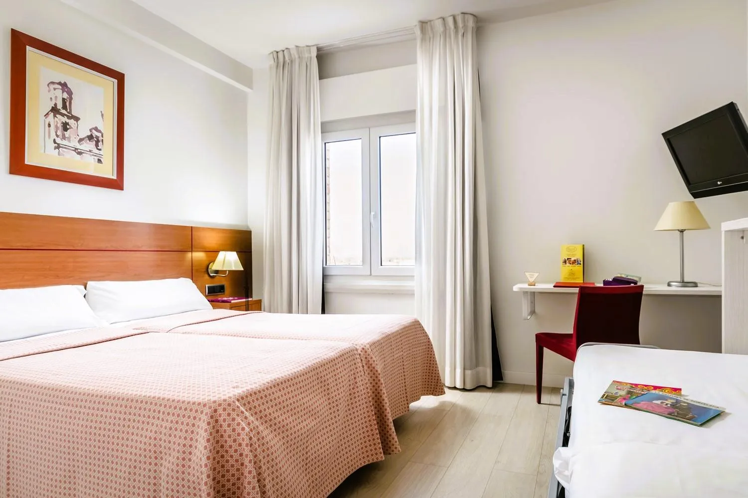 Bed in Hotel Palacios