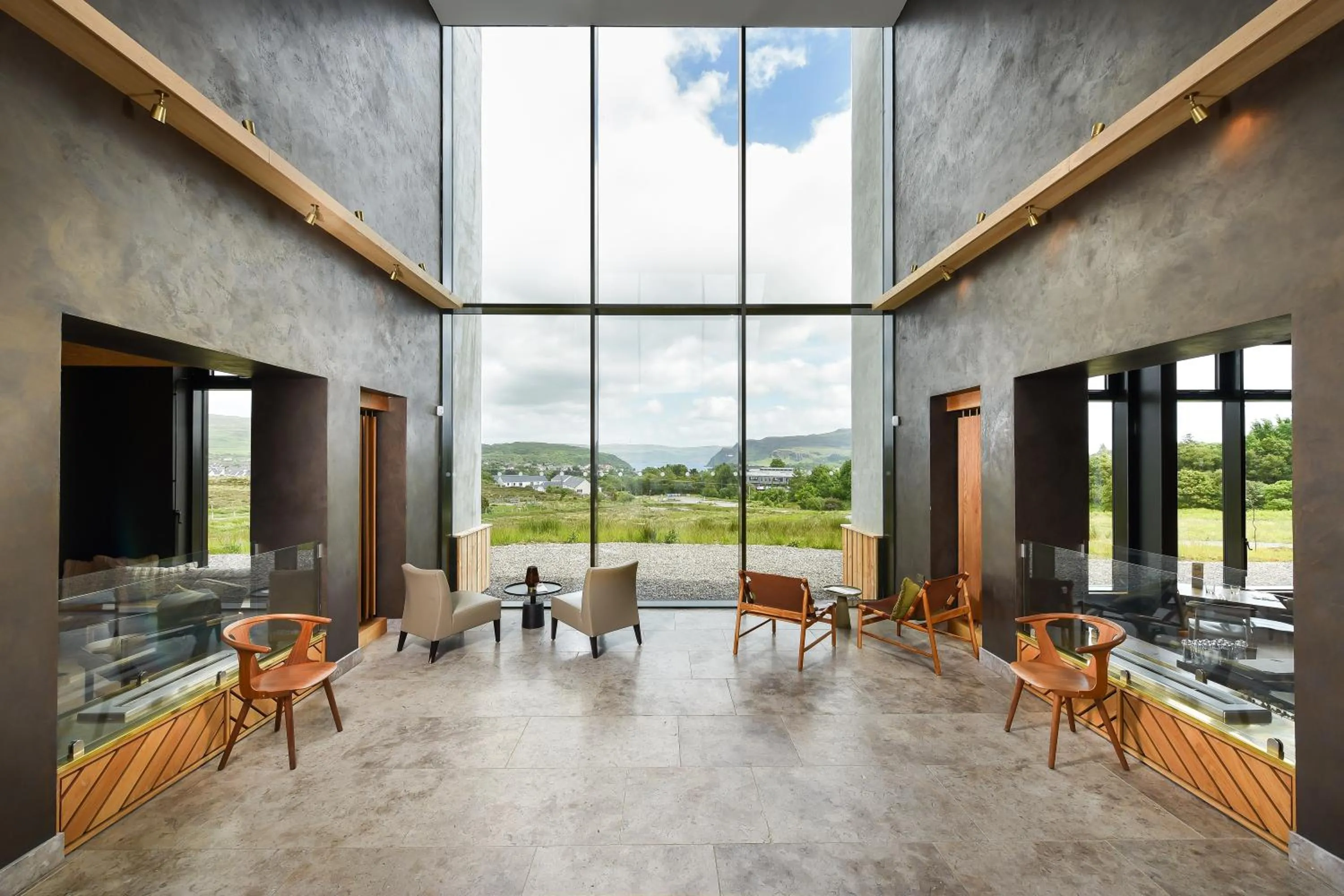 Seating area in Bracken Hide Hotel