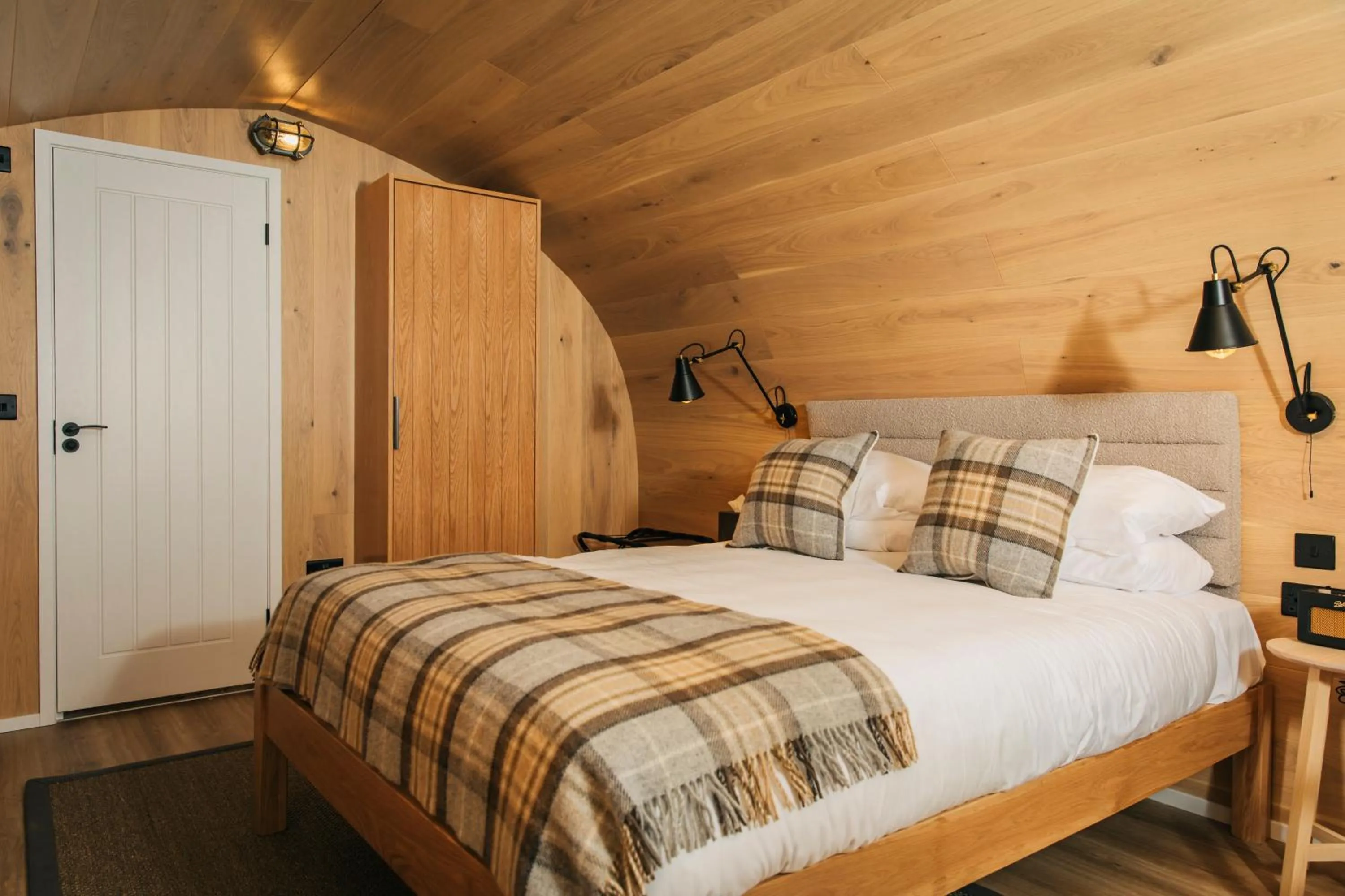 Bedroom, Bed in Bracken Hide Hotel