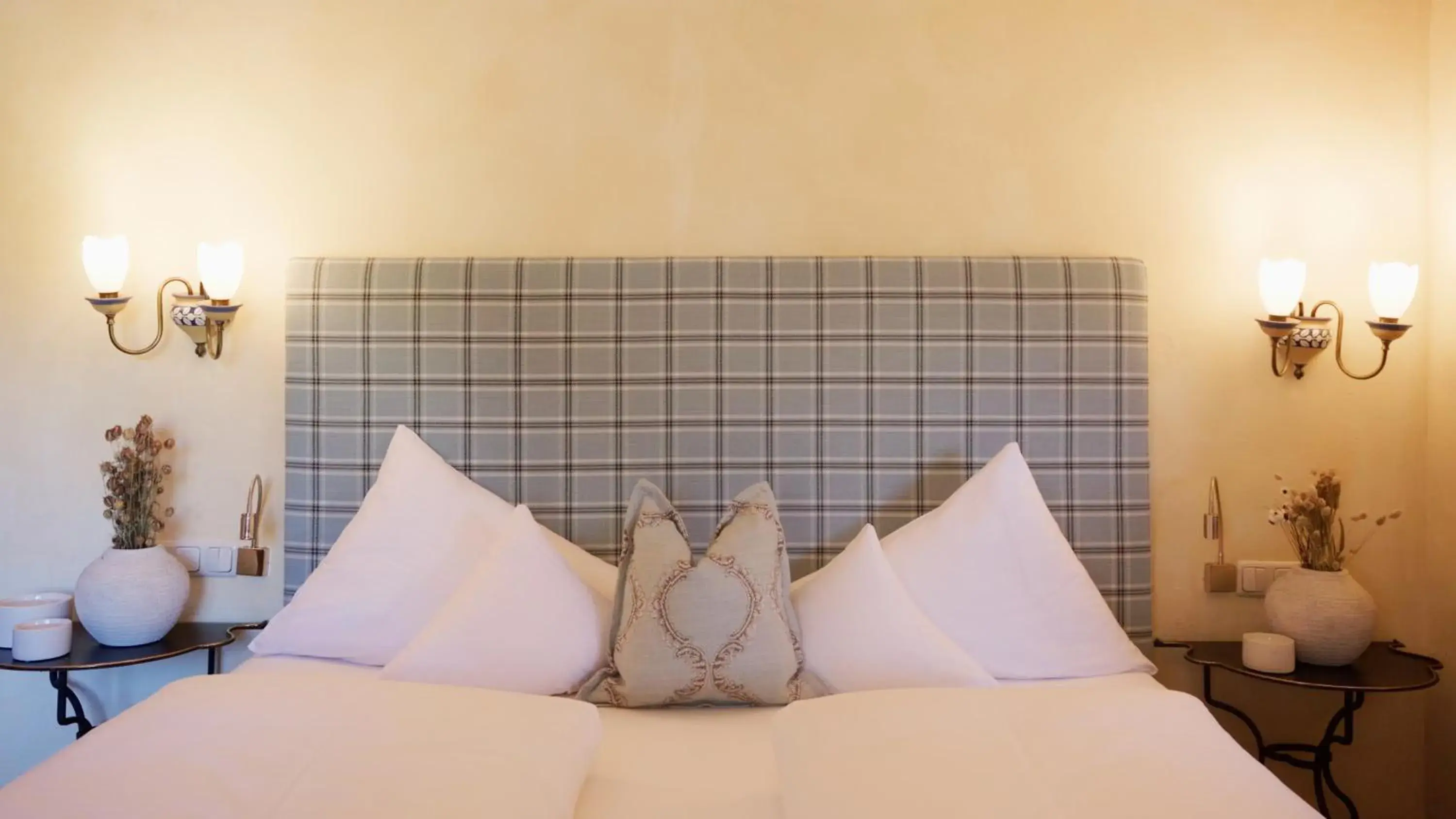 Double Room - single occupancy in Hotel Hohenfels Double Room - single occupancy in Hotel Hohenfels