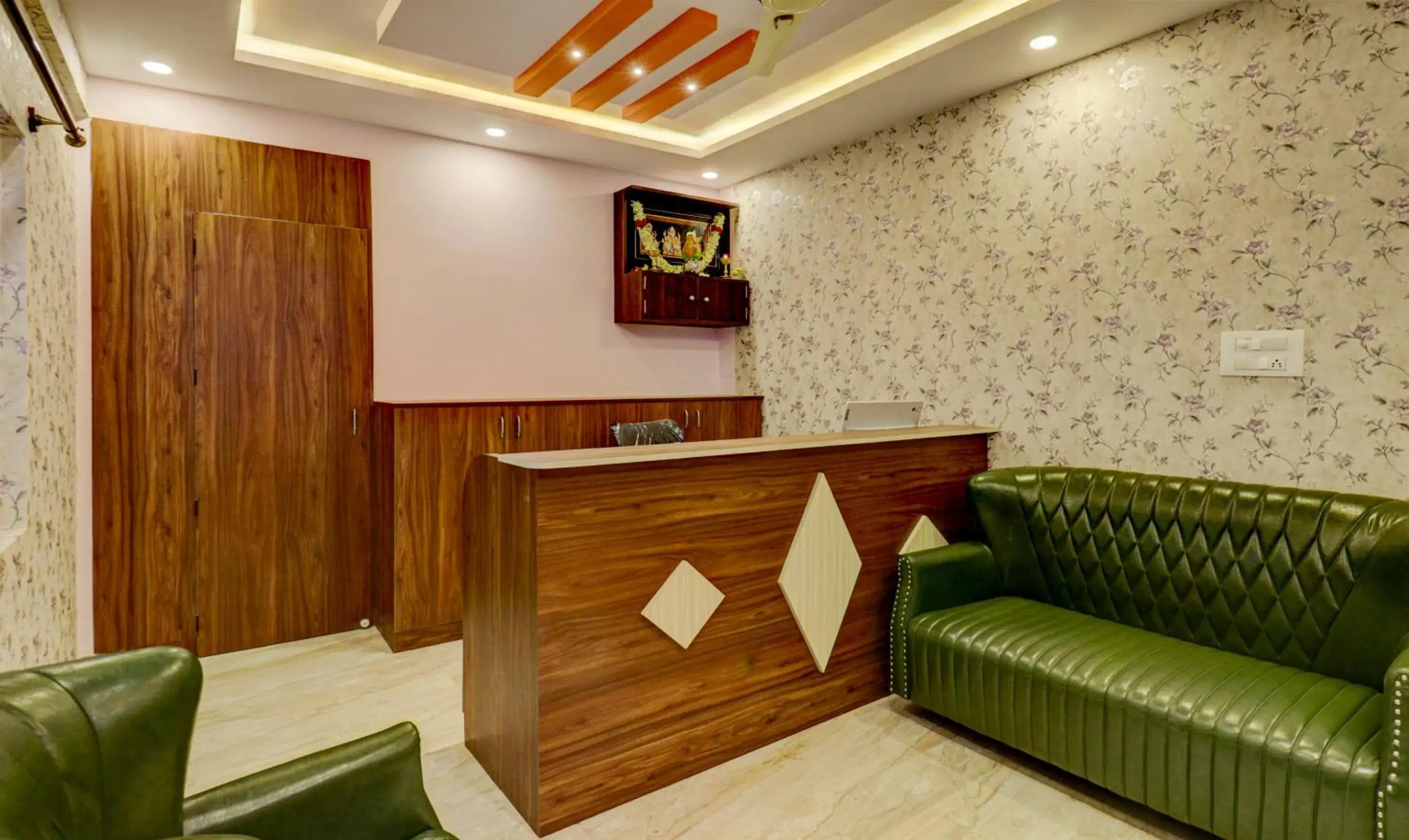 Lobby or reception in Treebo Three Street Inn Lobby or reception in Treebo Three Street Inn