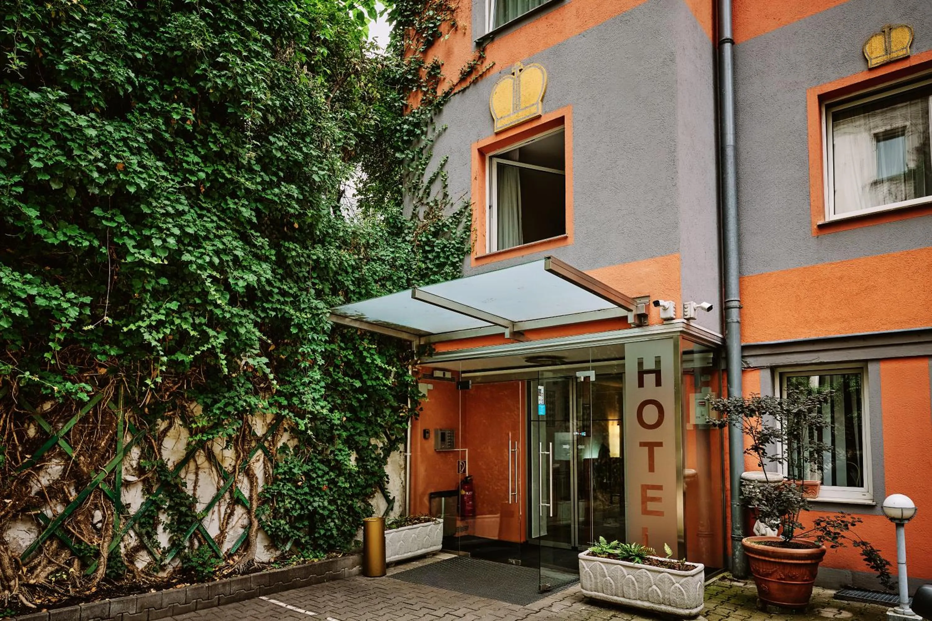 Facade/entrance in Hotel Deutschmeister