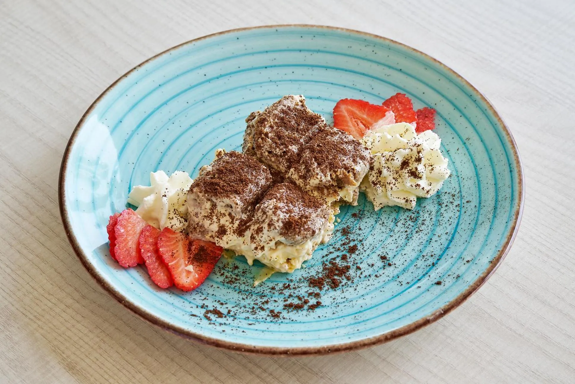 Restaurant/places to eat in URH Excelsior