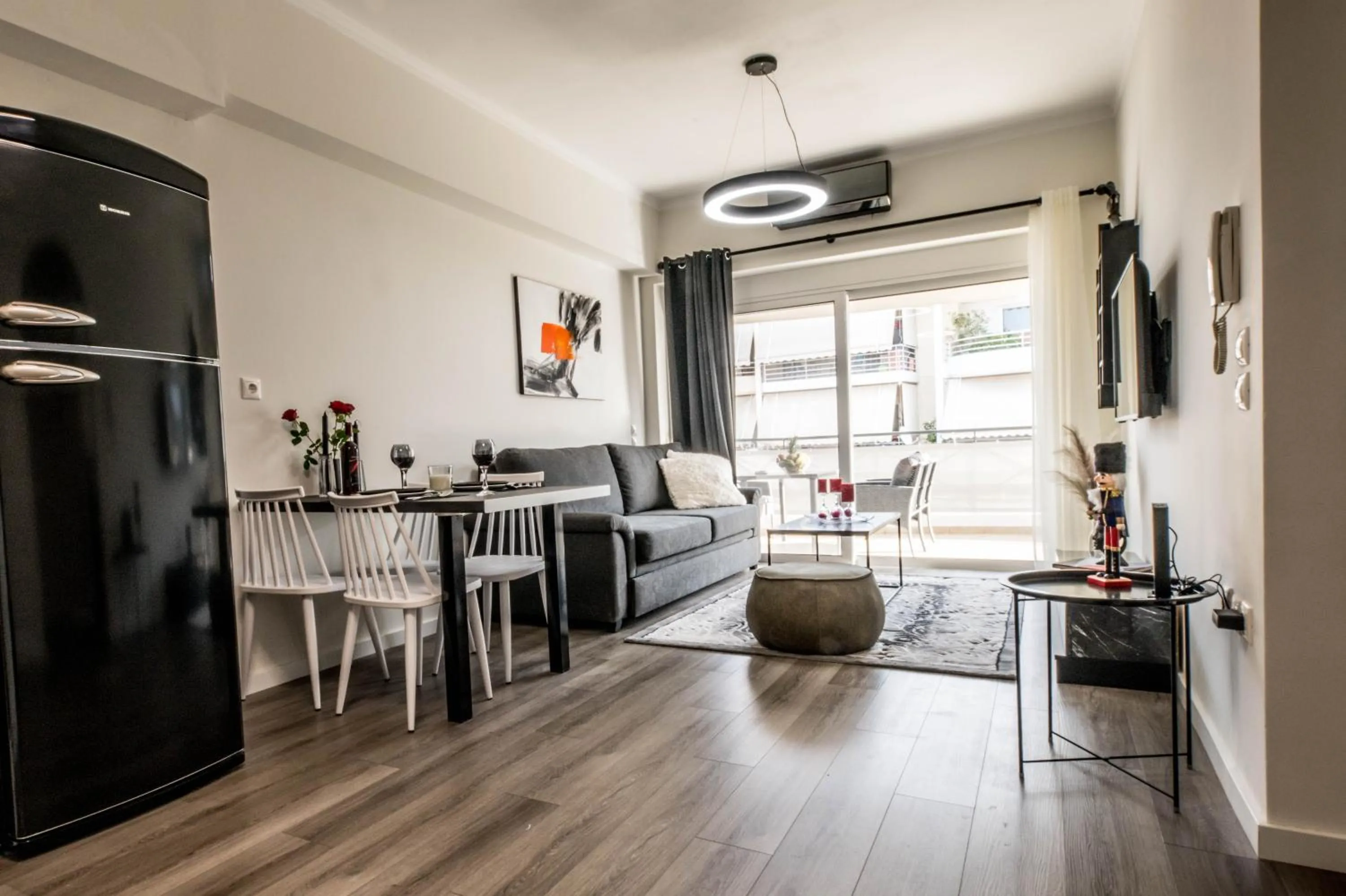 Dining area in Escape Luxury Apartment