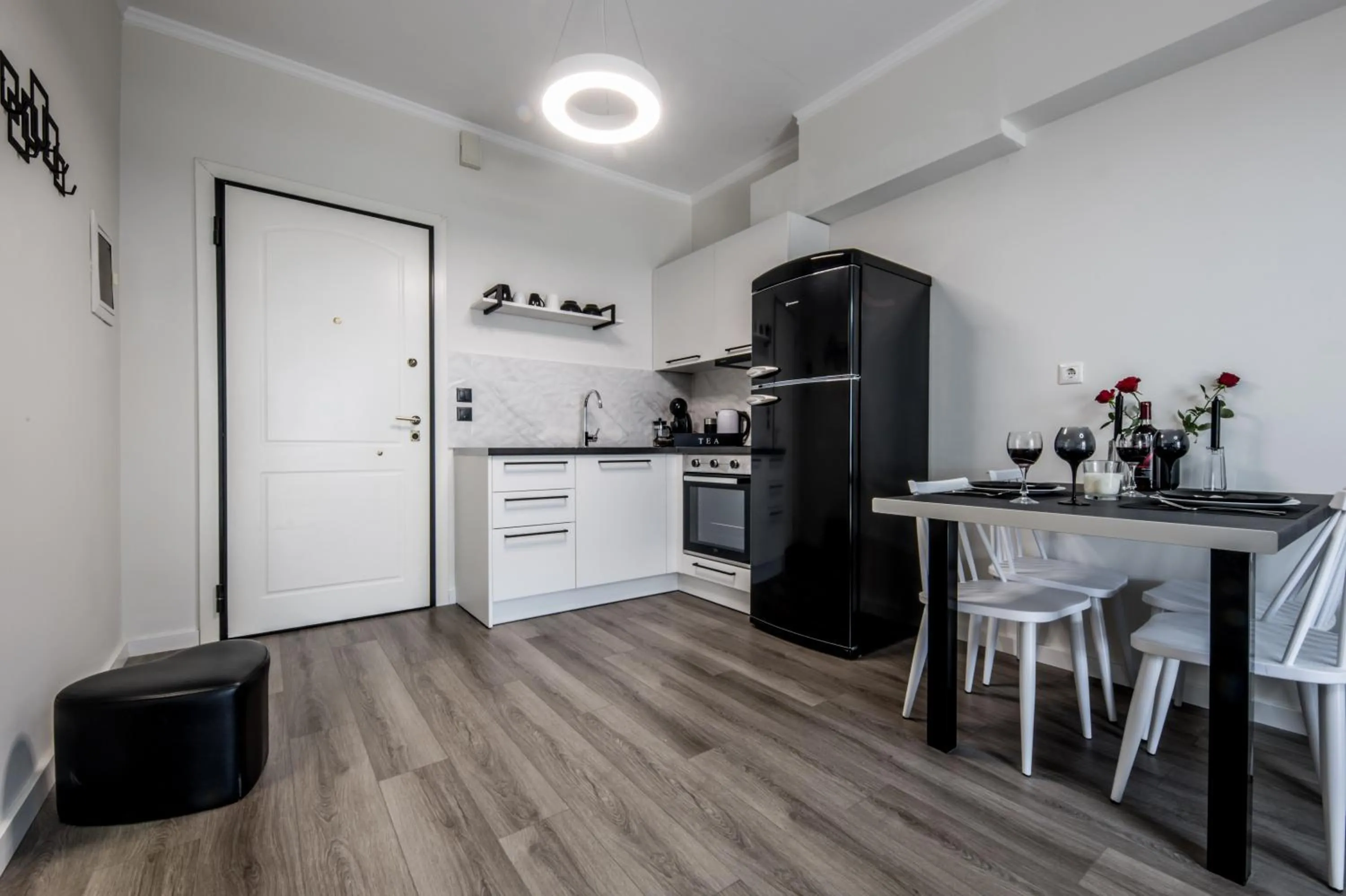 Kitchen or kitchenette in Escape Luxury Apartment