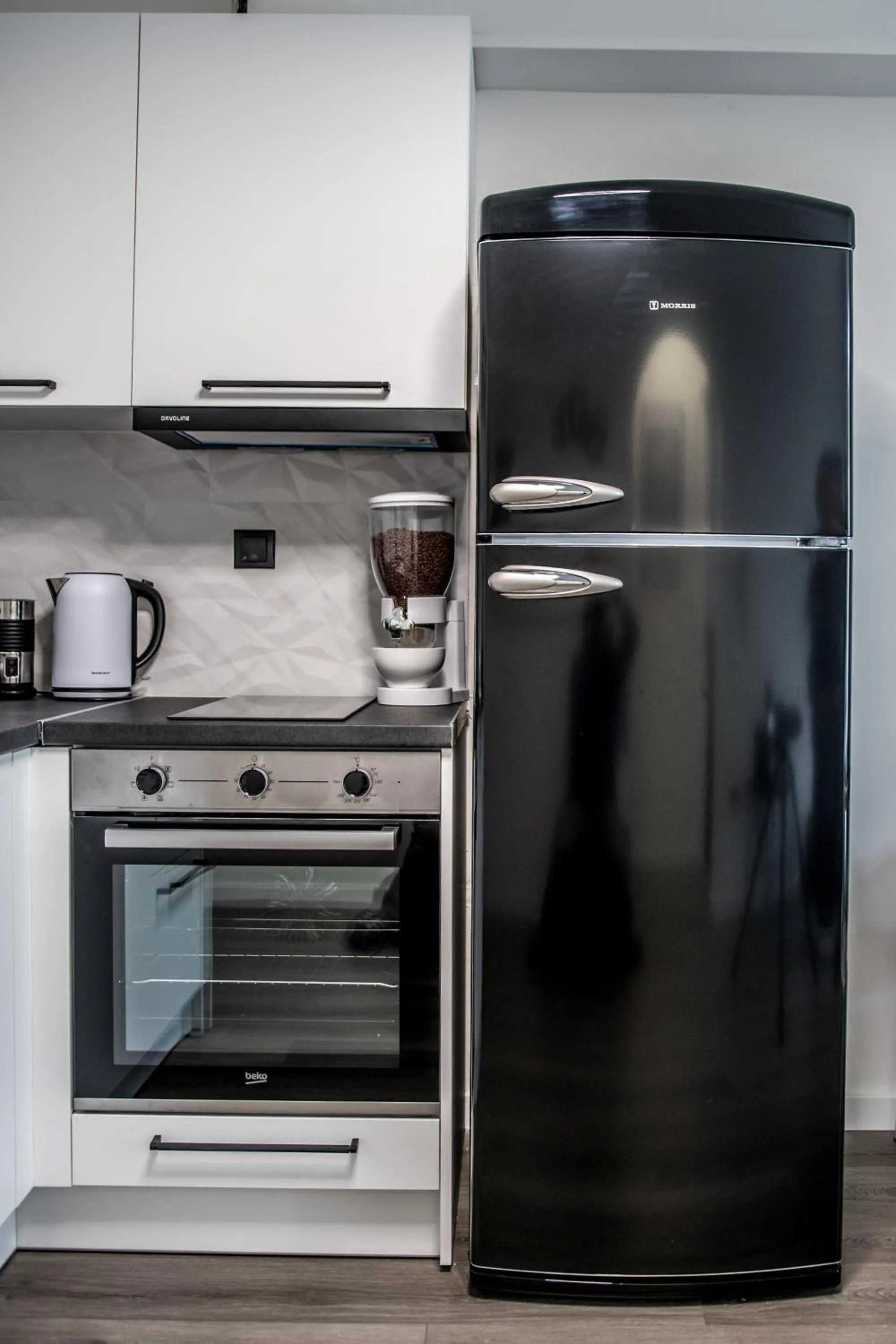 Kitchen or kitchenette in Escape Luxury Apartment