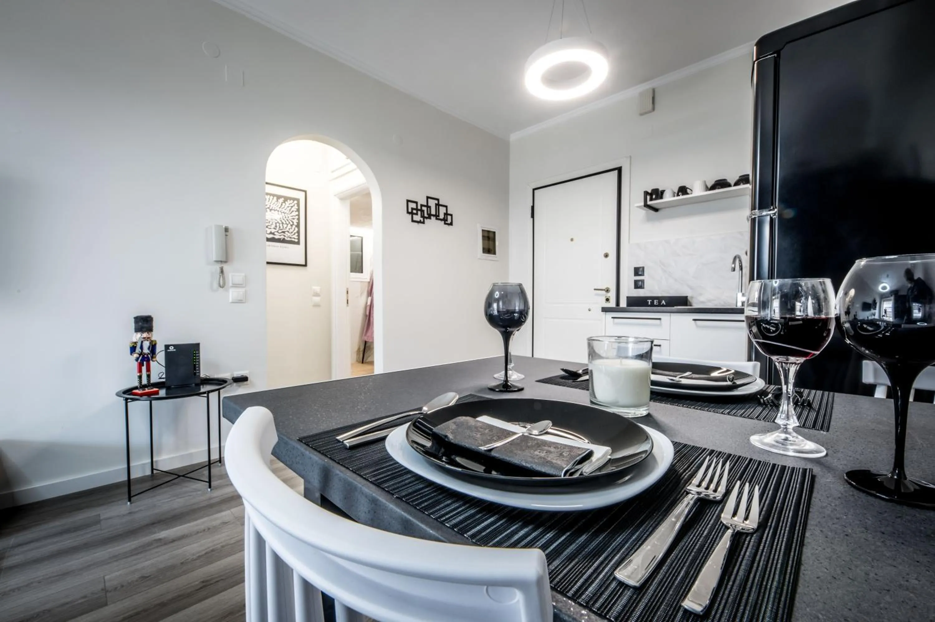Kitchen or kitchenette in Escape Luxury Apartment