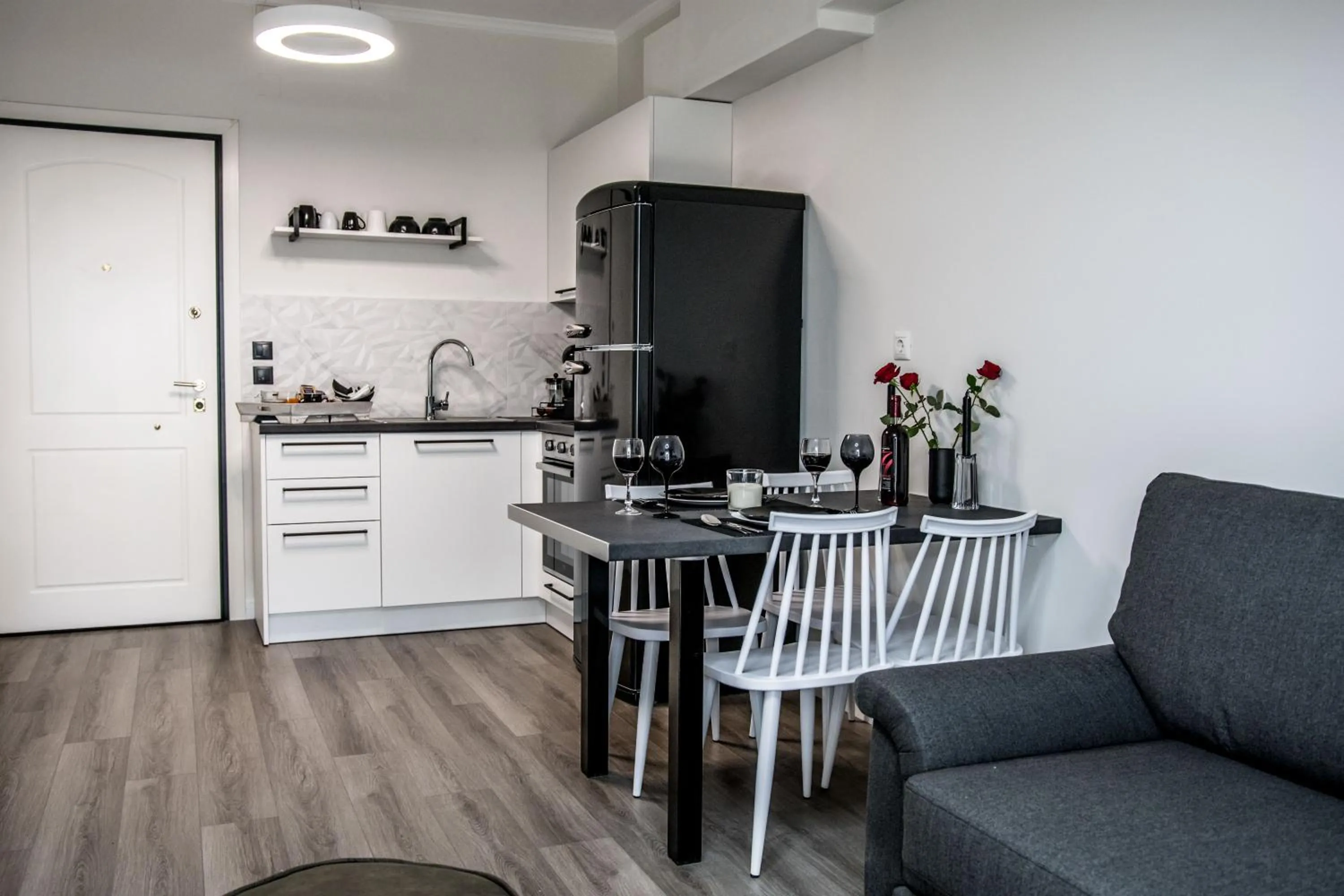 Coffee/tea facilities in Escape Luxury Apartment