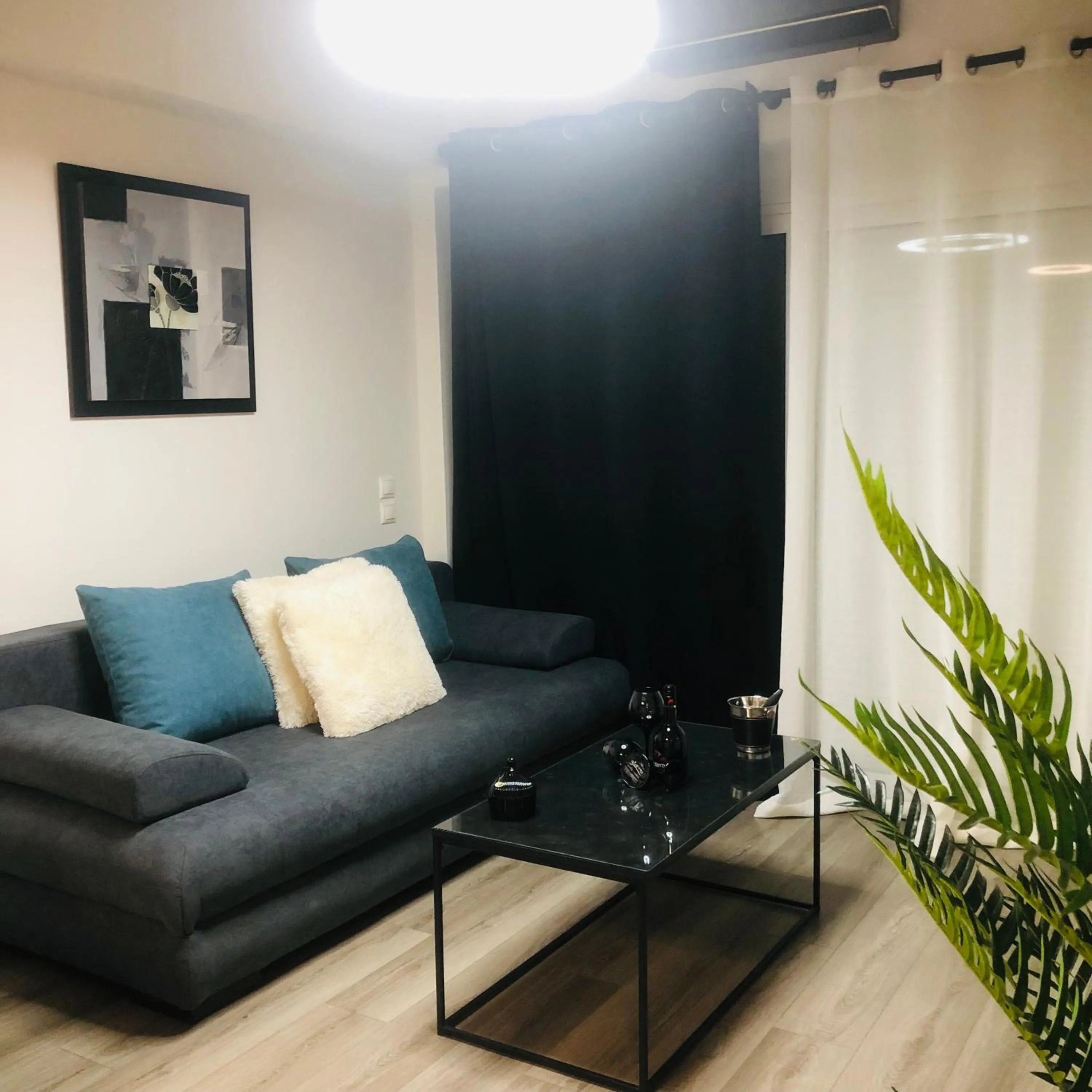 Escape Luxury Apartment
