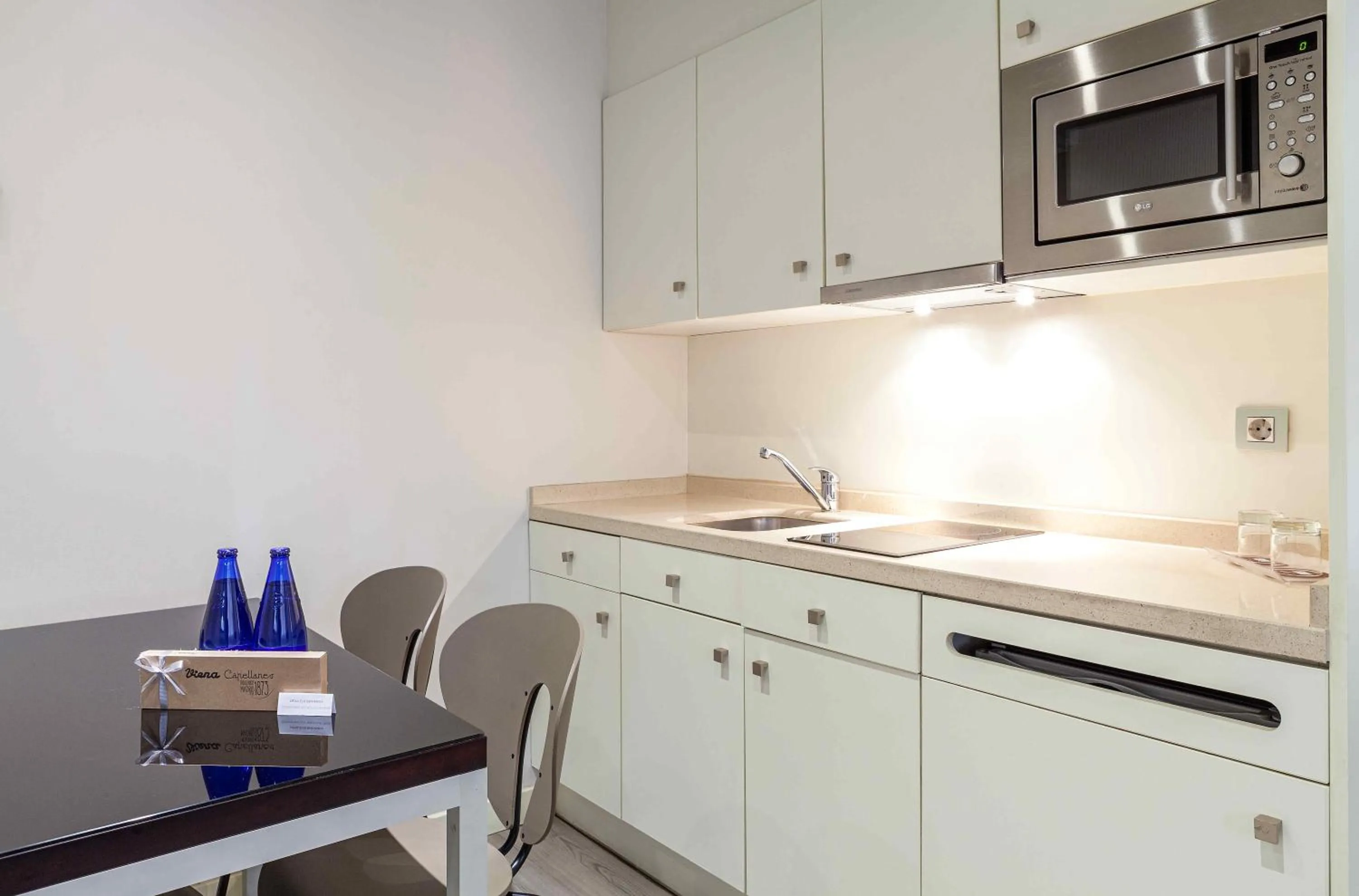 Suites Viena Plaza de España