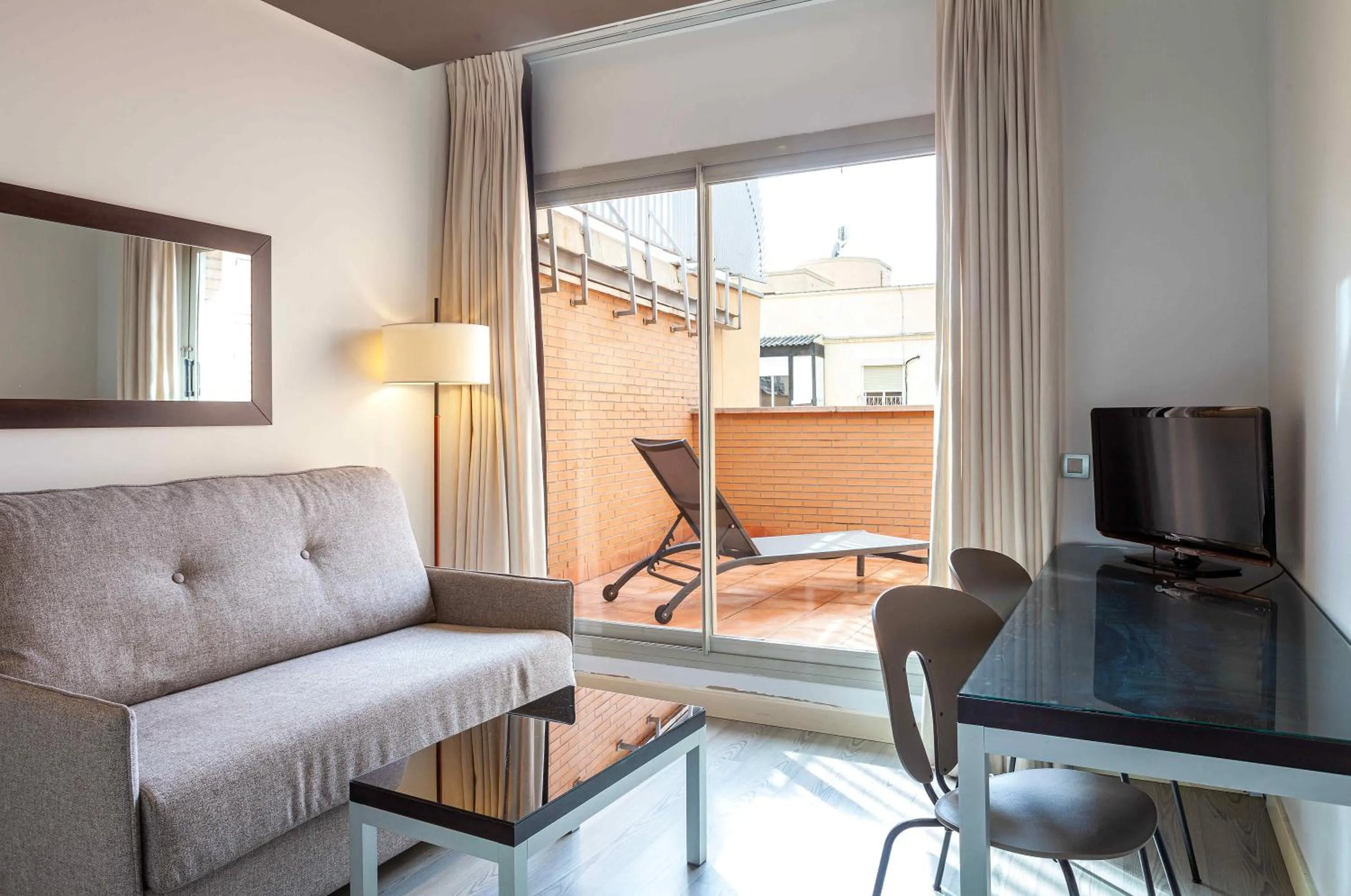 Suites Viena Plaza de España