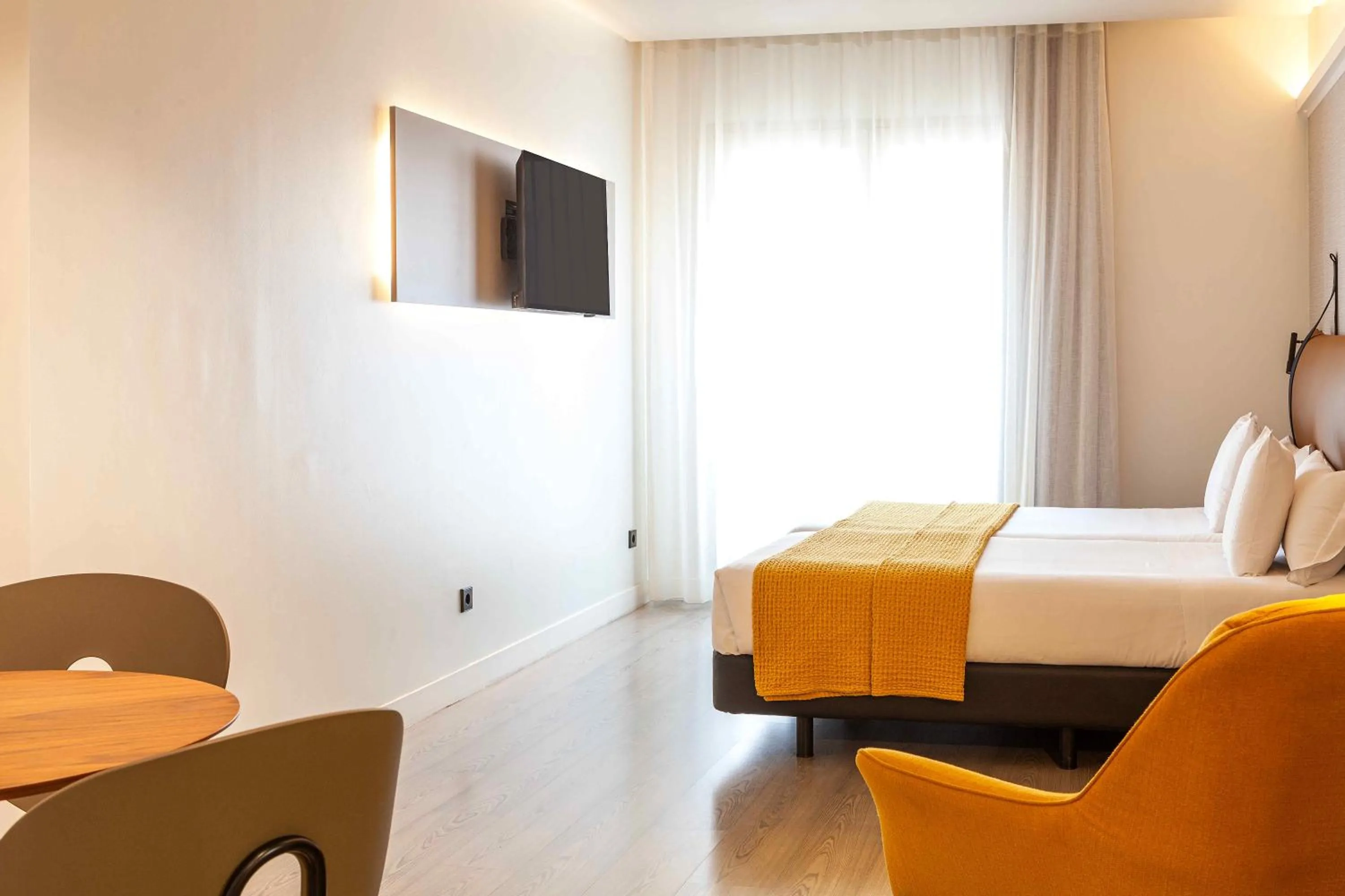 Bed in Suites Viena Plaza de España