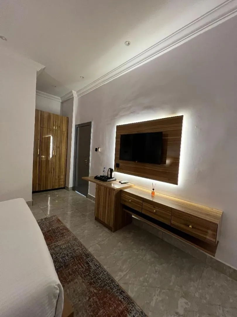 Bed in Bricks Residence