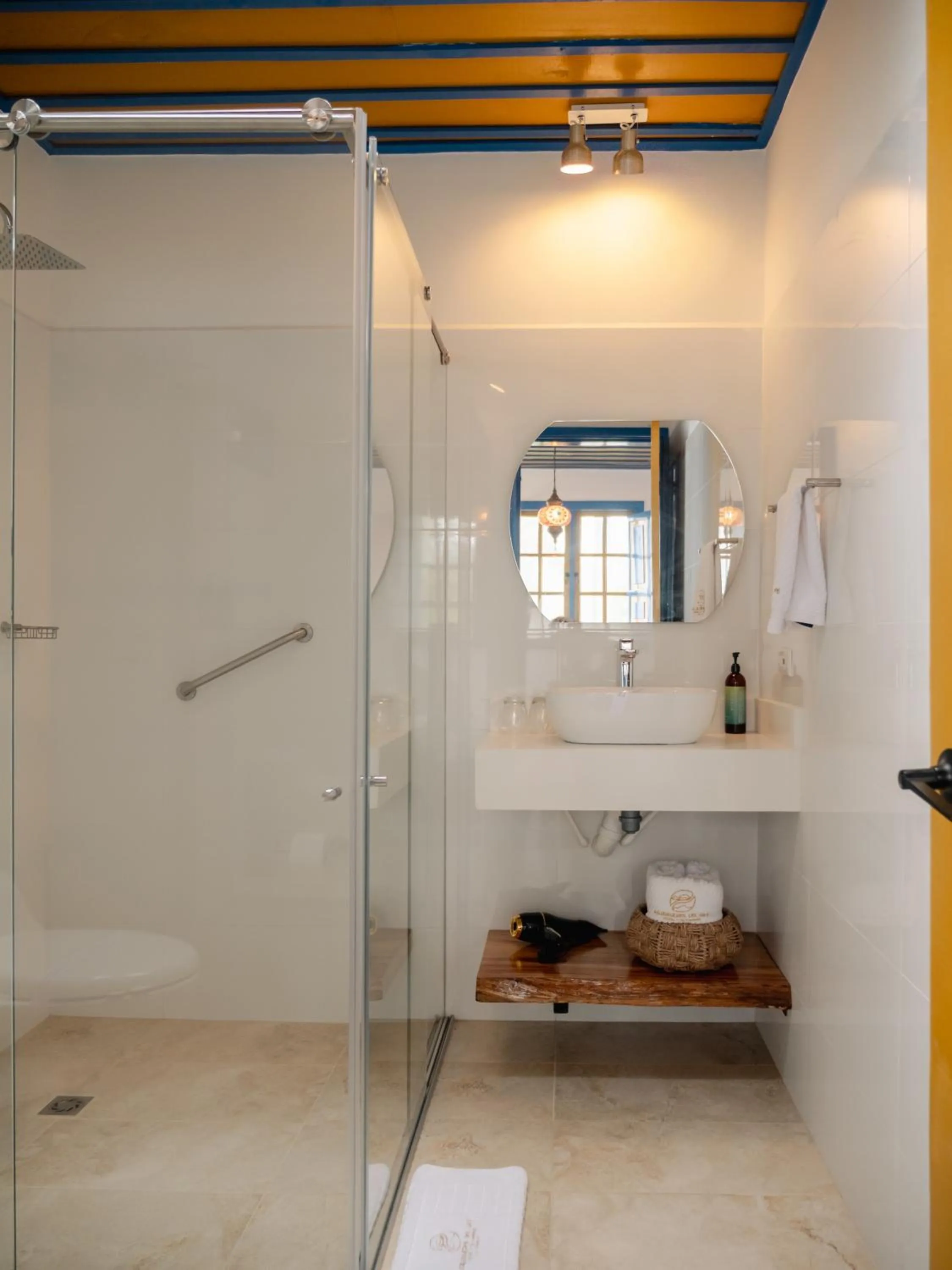 Shower in Atardeceres del Cafe