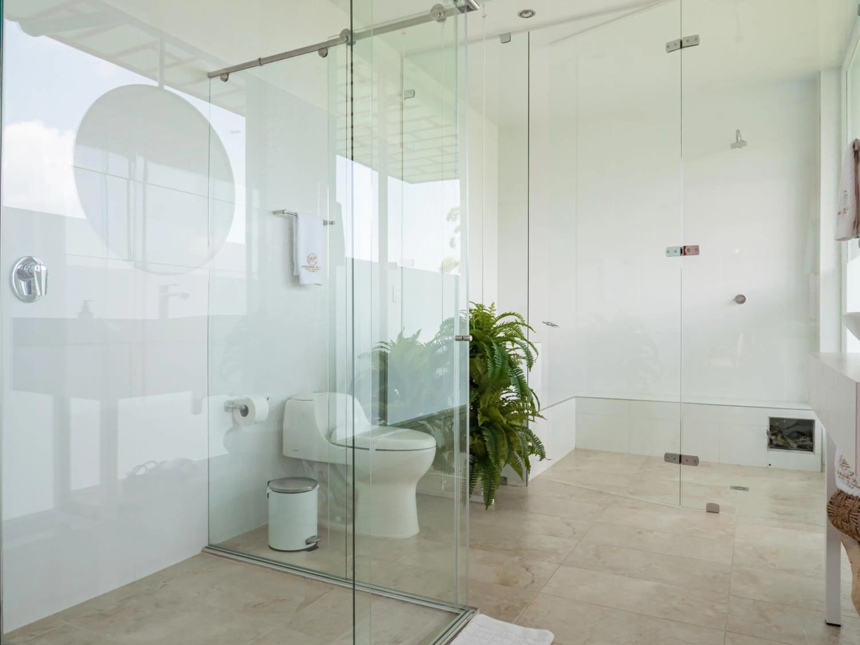 Shower in Atardeceres del Cafe