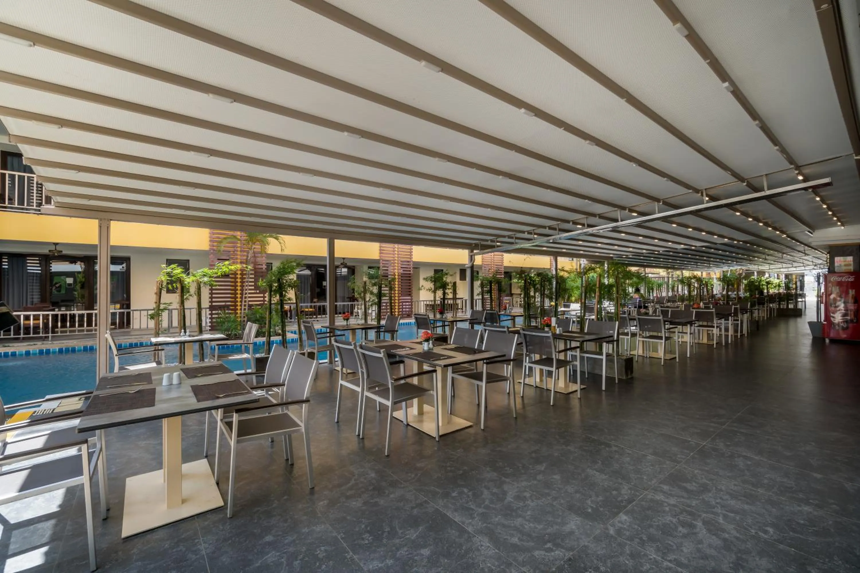 Restaurant/places to eat in Tuana Hotels Casa Del Sol