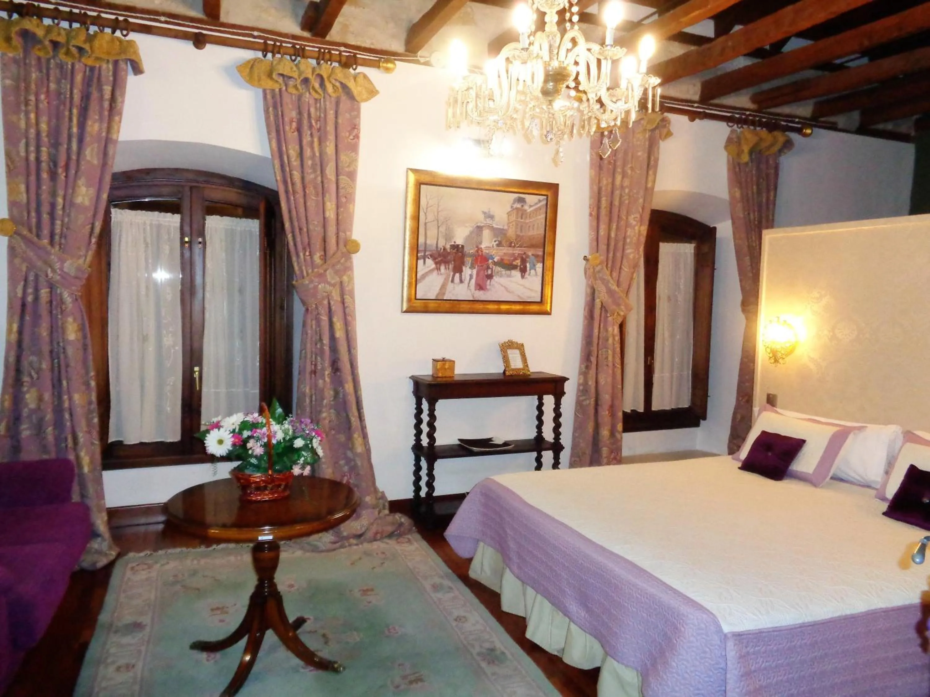 Decorative detail, Bed in Hotel Boutique Nueve Leyendas