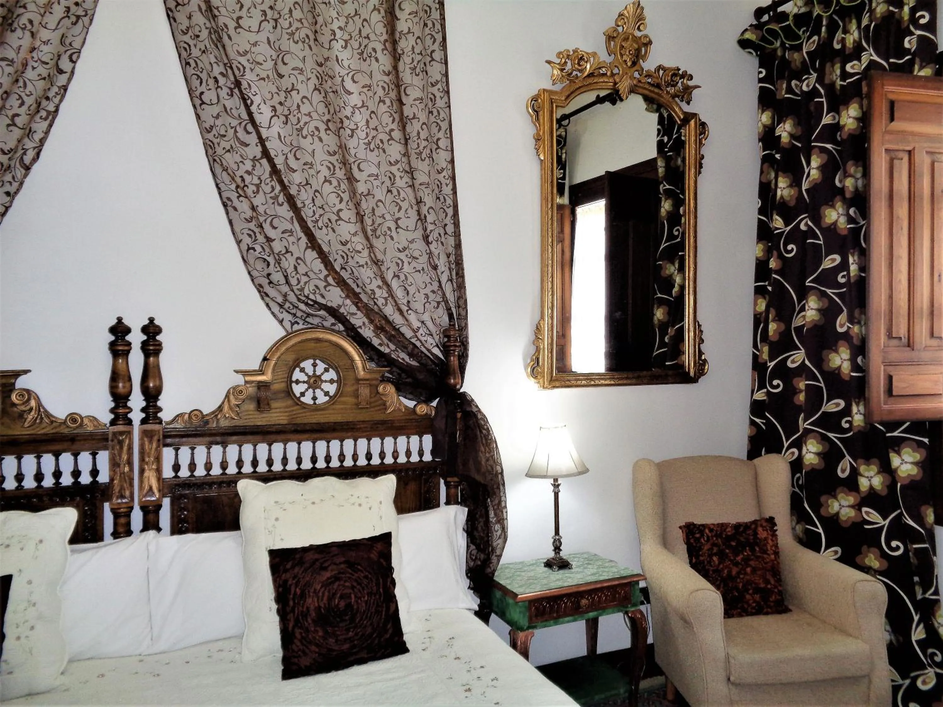 Decorative detail, Bed in Hotel Boutique Nueve Leyendas