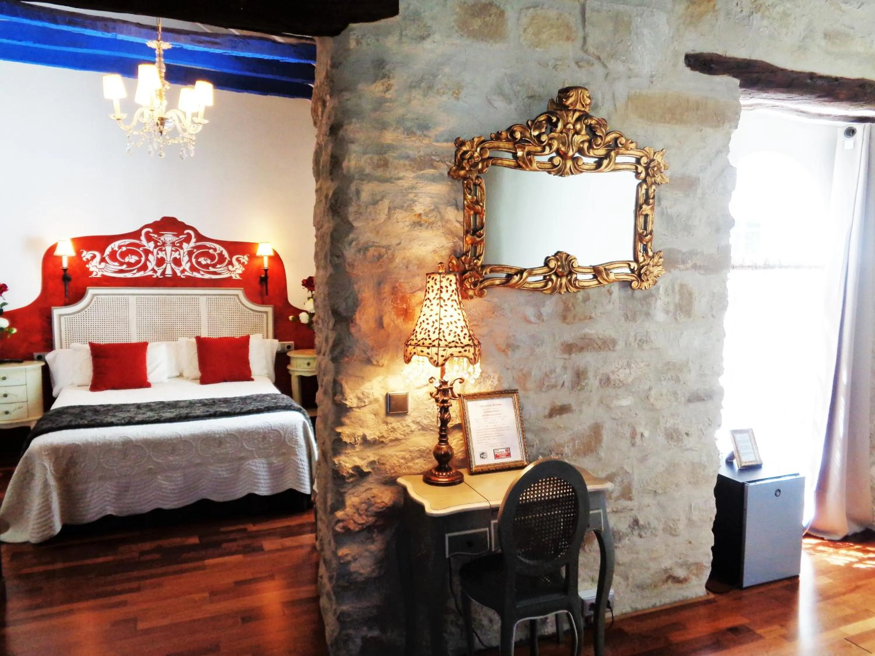 Bedroom, Bed in Hotel Boutique Nueve Leyendas