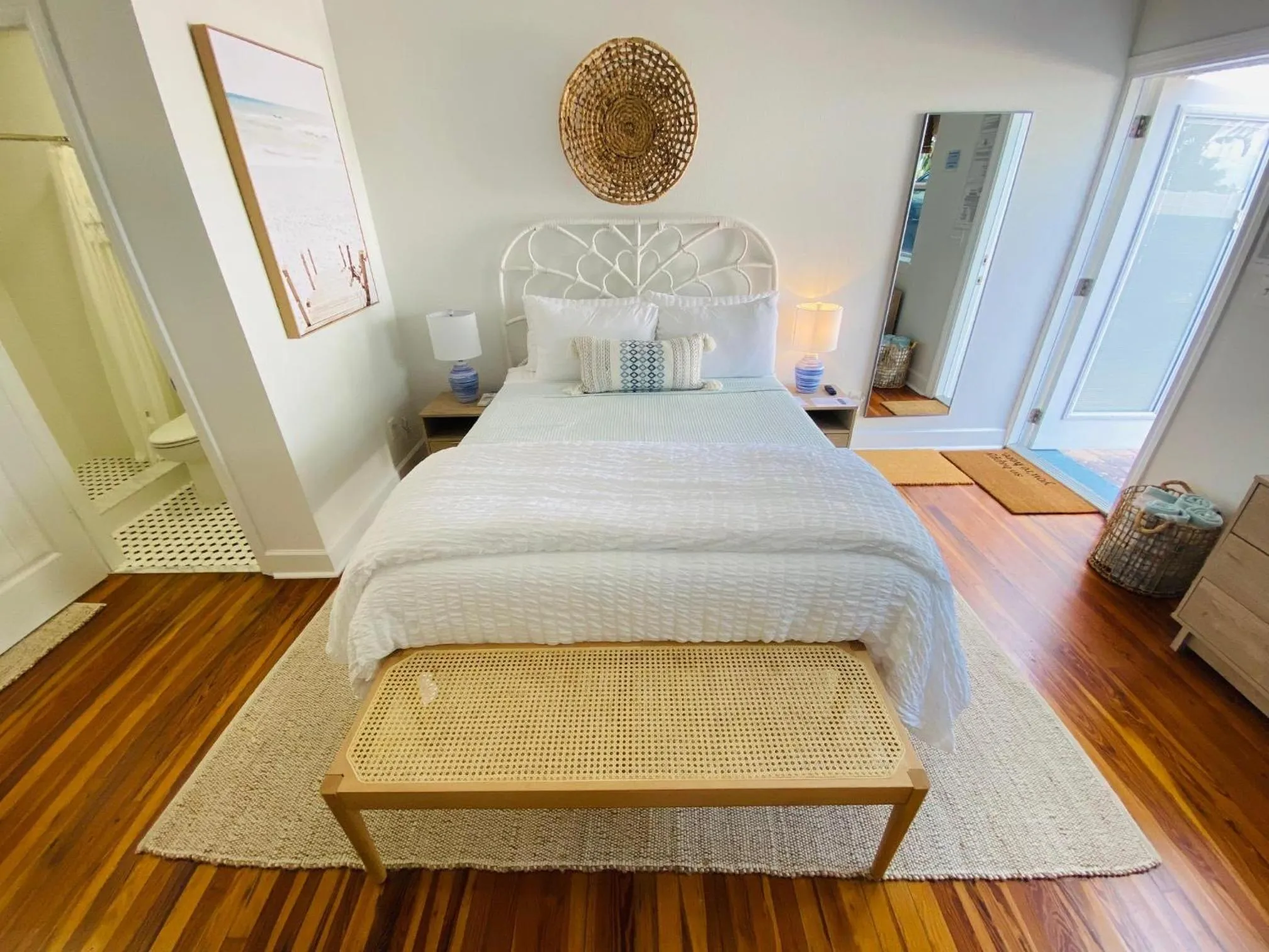 Bed in La Tortuga Historic Pass A Grille St Pete Beach 7