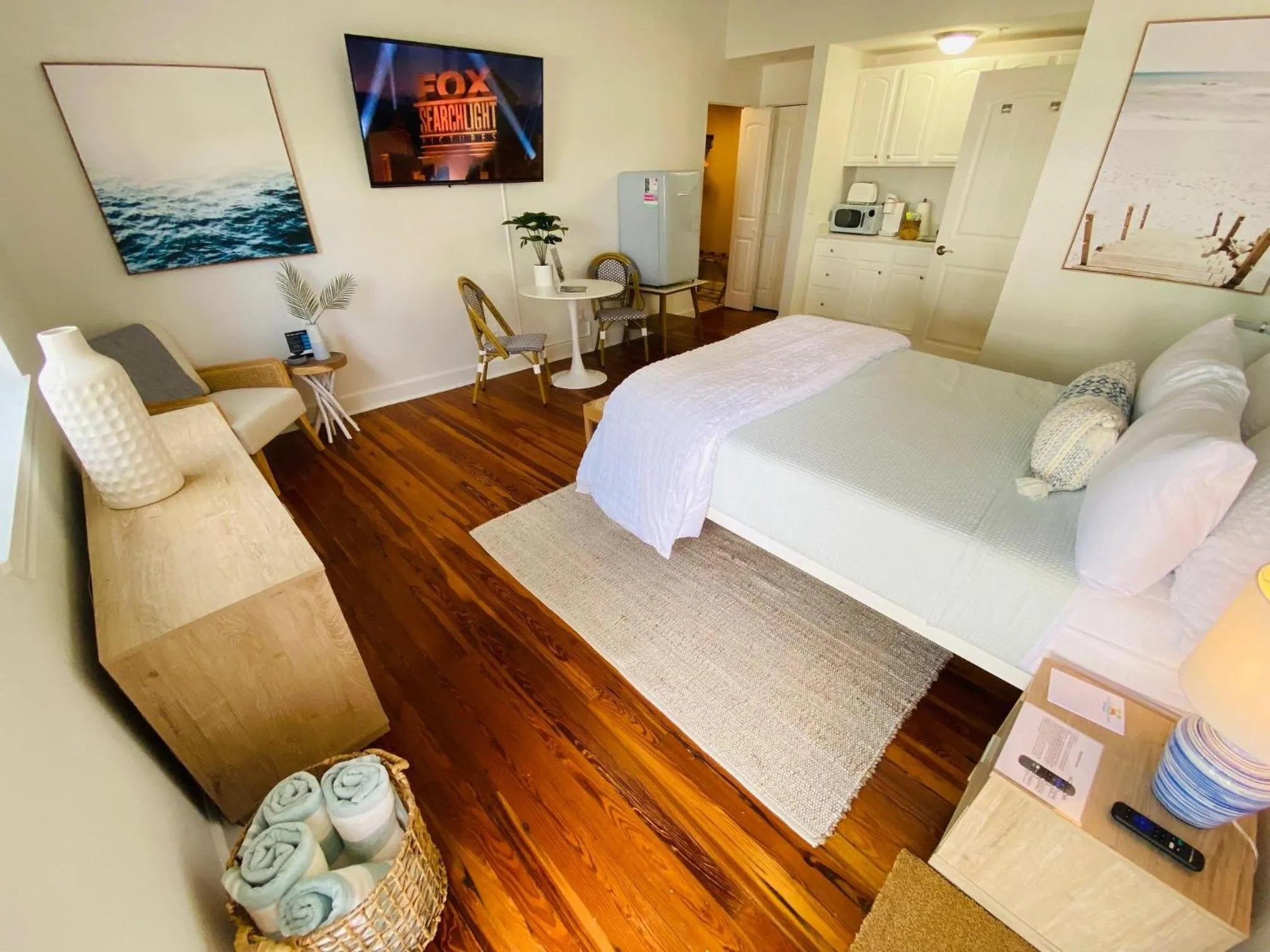 Bed in La Tortuga Historic Pass A Grille St Pete Beach 7