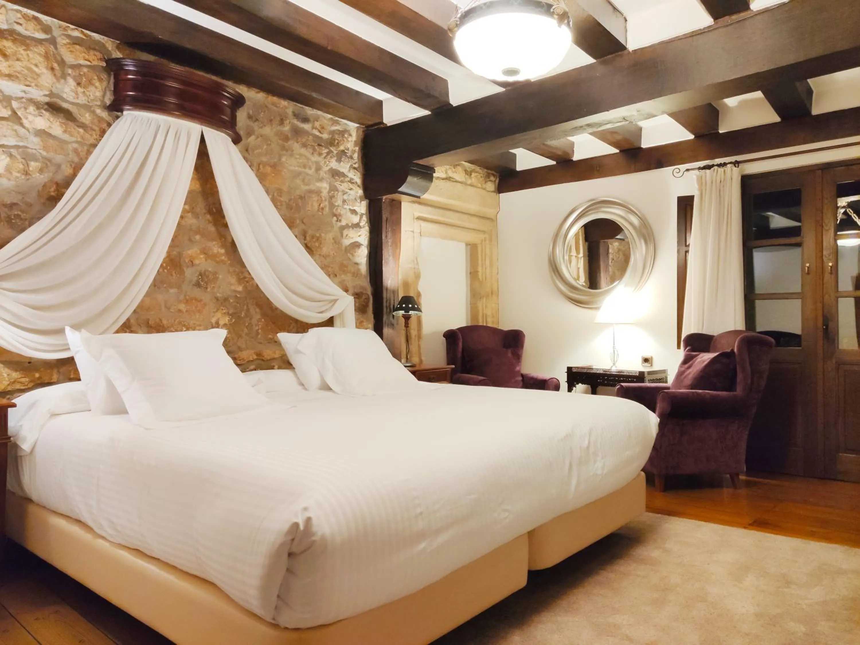Photo of the whole room, Bed in Hotel Casa del Marqués