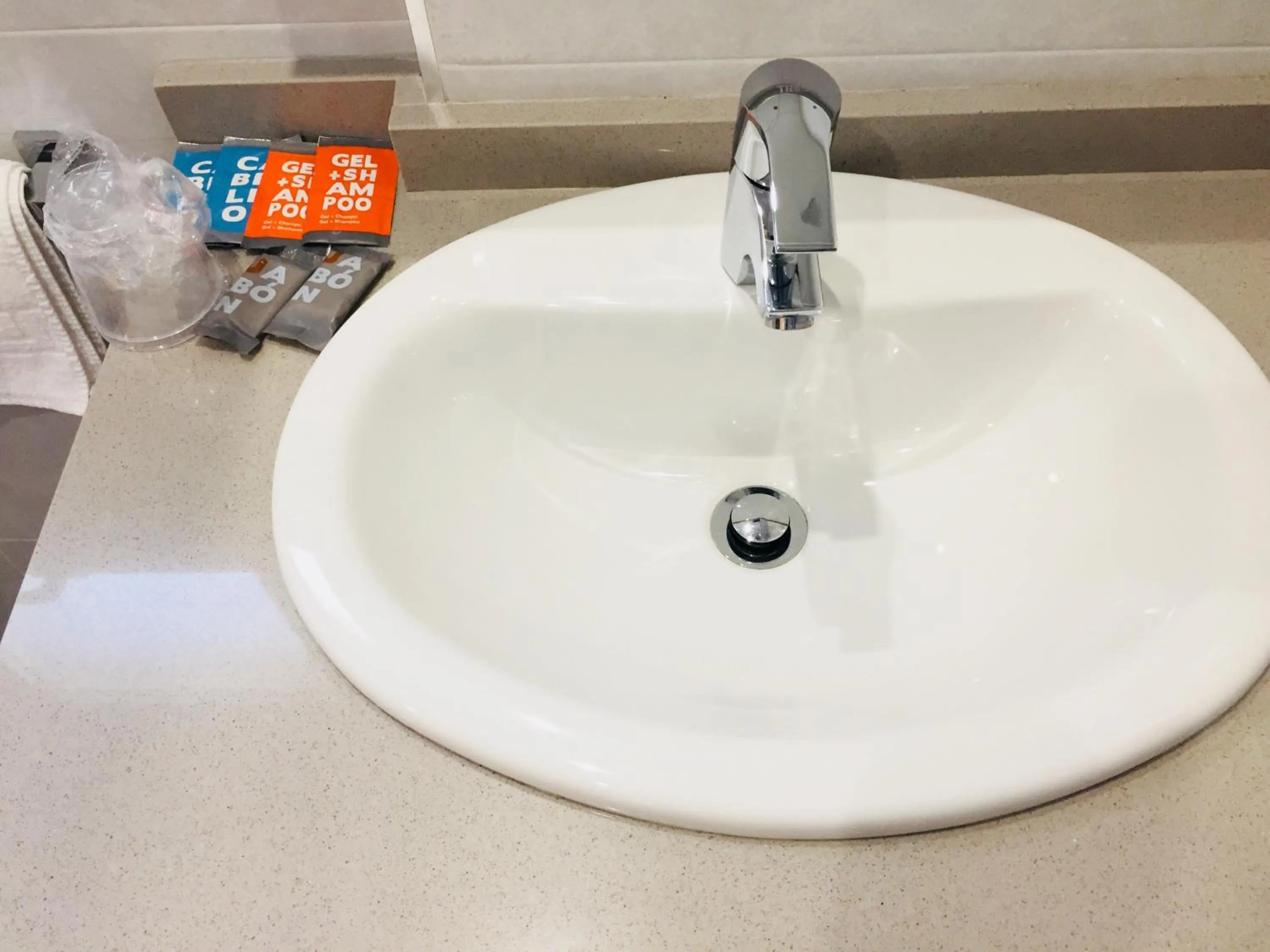 room service in Hotel Susuqui