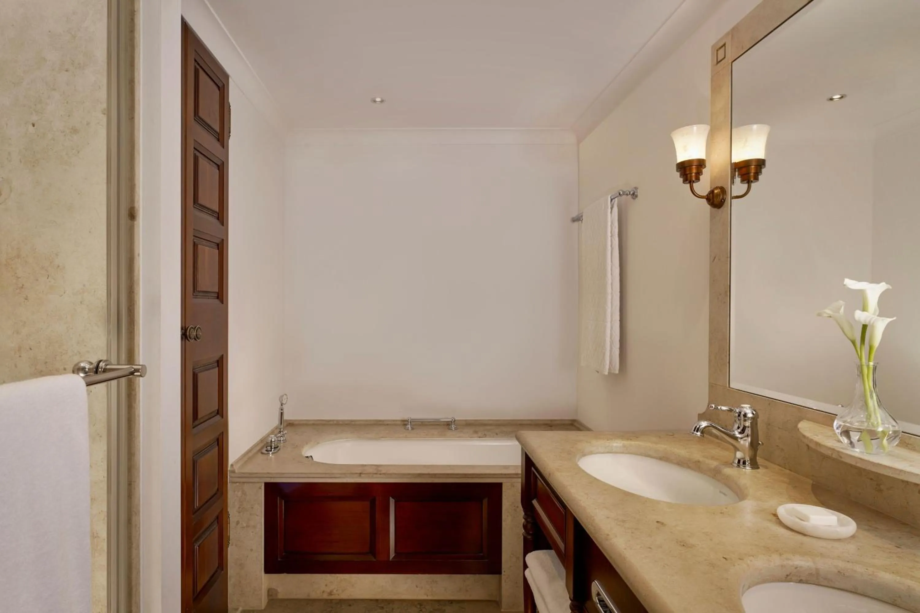 Bathroom in Castillo Hotel Son Vida, a Luxury Collection Hotel, Mallorca