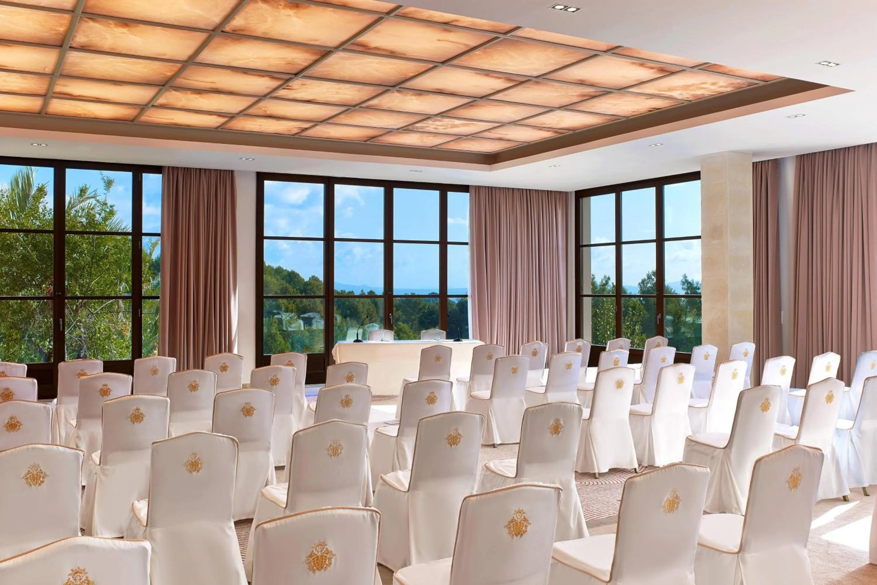 Meeting/conference room in Castillo Hotel Son Vida, a Luxury Collection Hotel, Mallorca