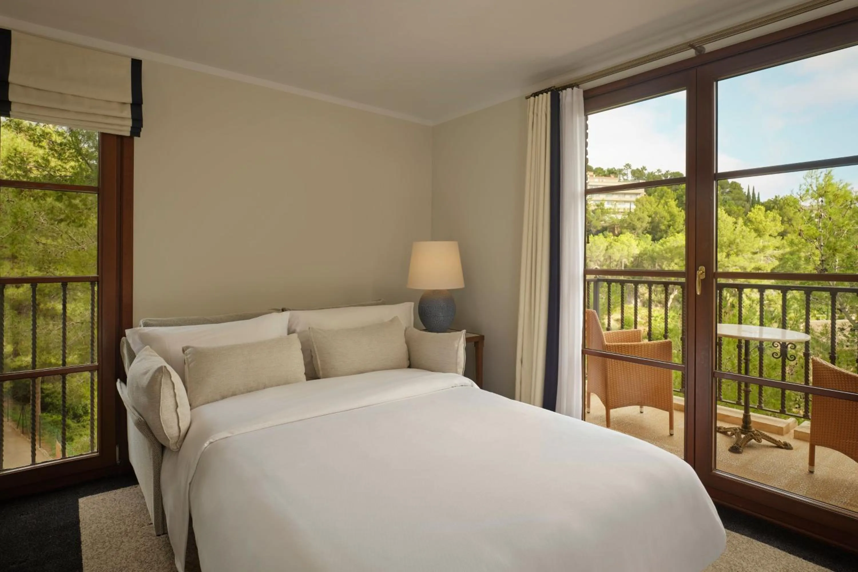 Bedroom, Bed in Castillo Hotel Son Vida, a Luxury Collection Hotel, Mallorca