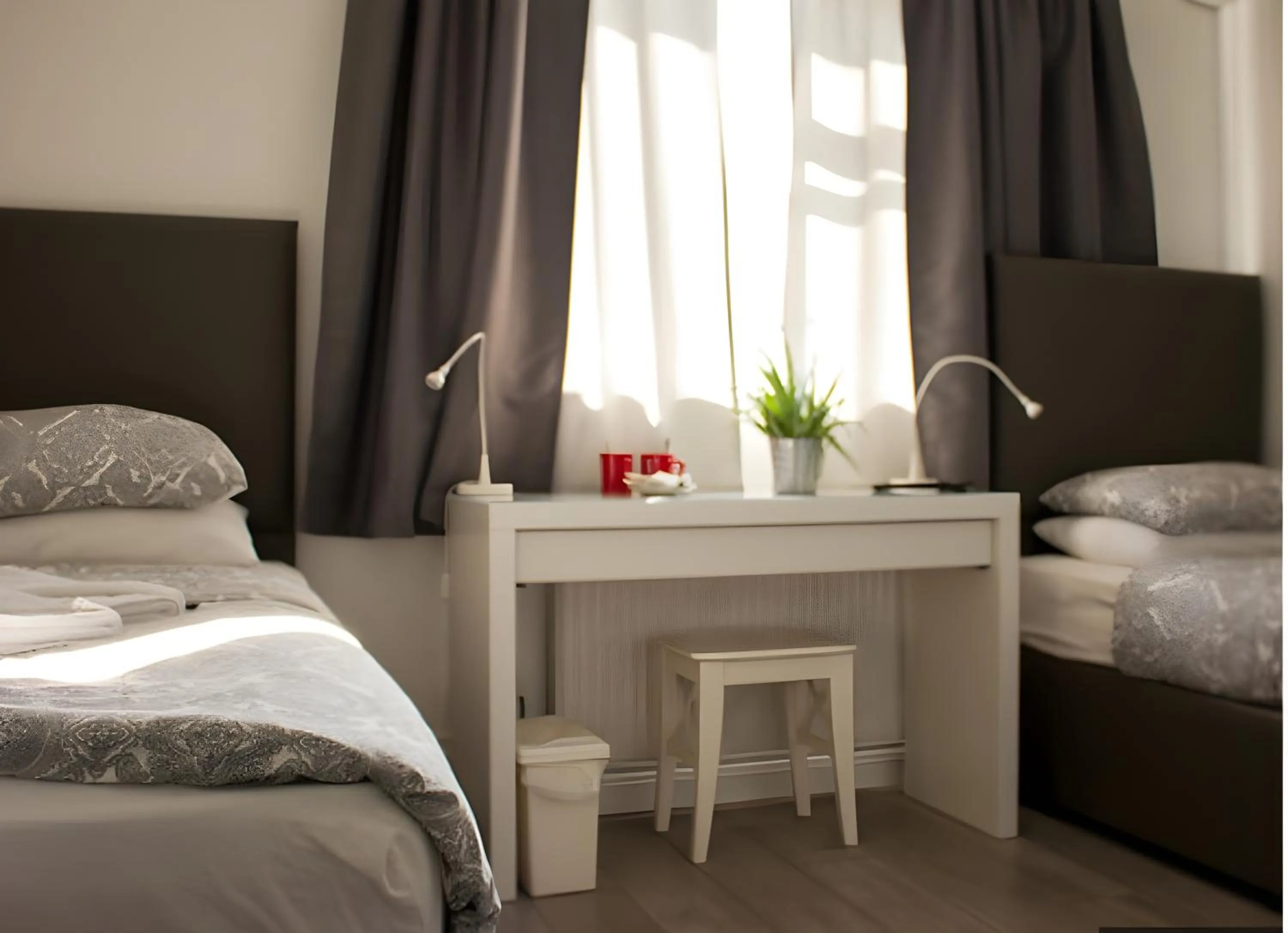 Bed in Abbey Point Hotel