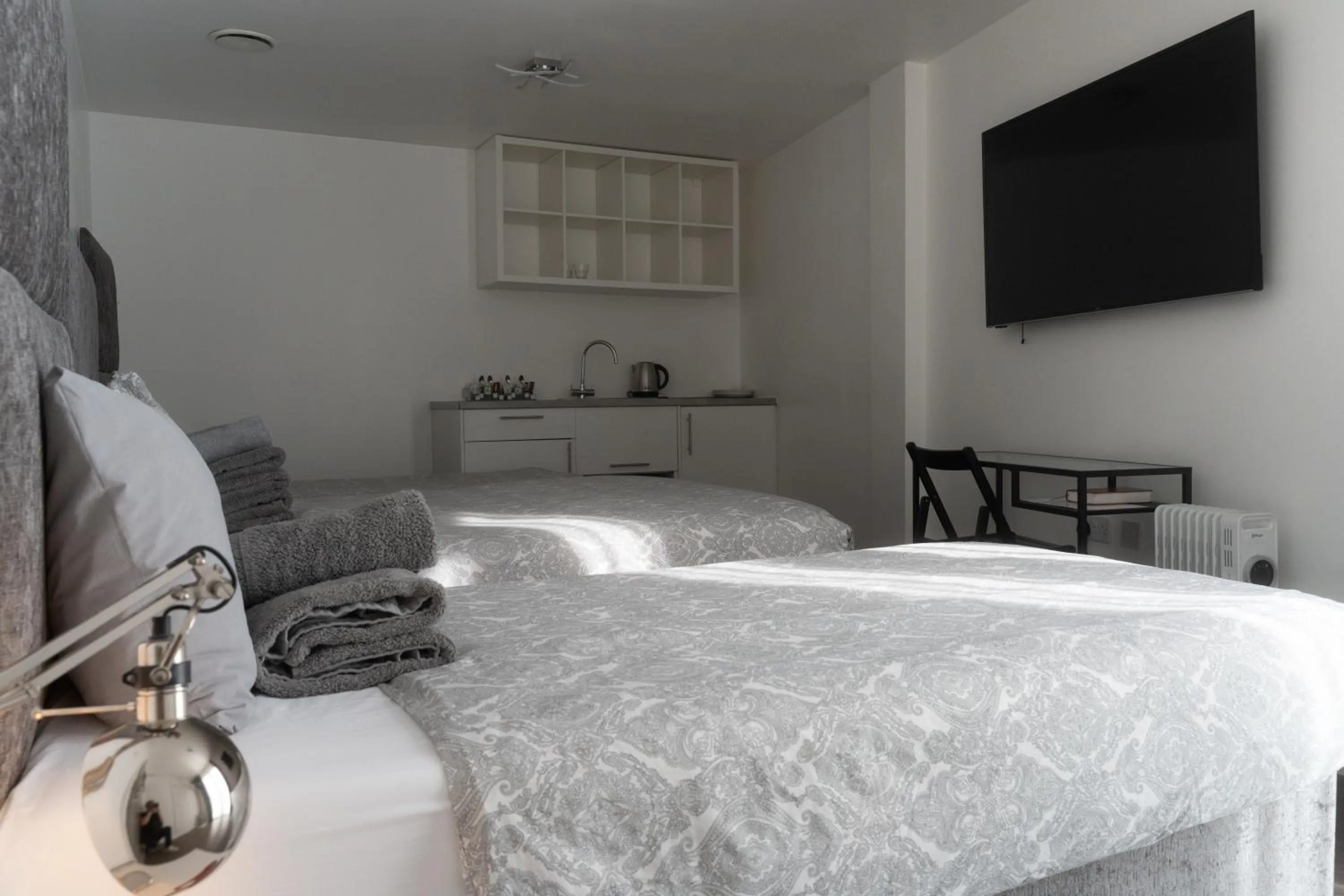 Bed in Abbey Point Hotel