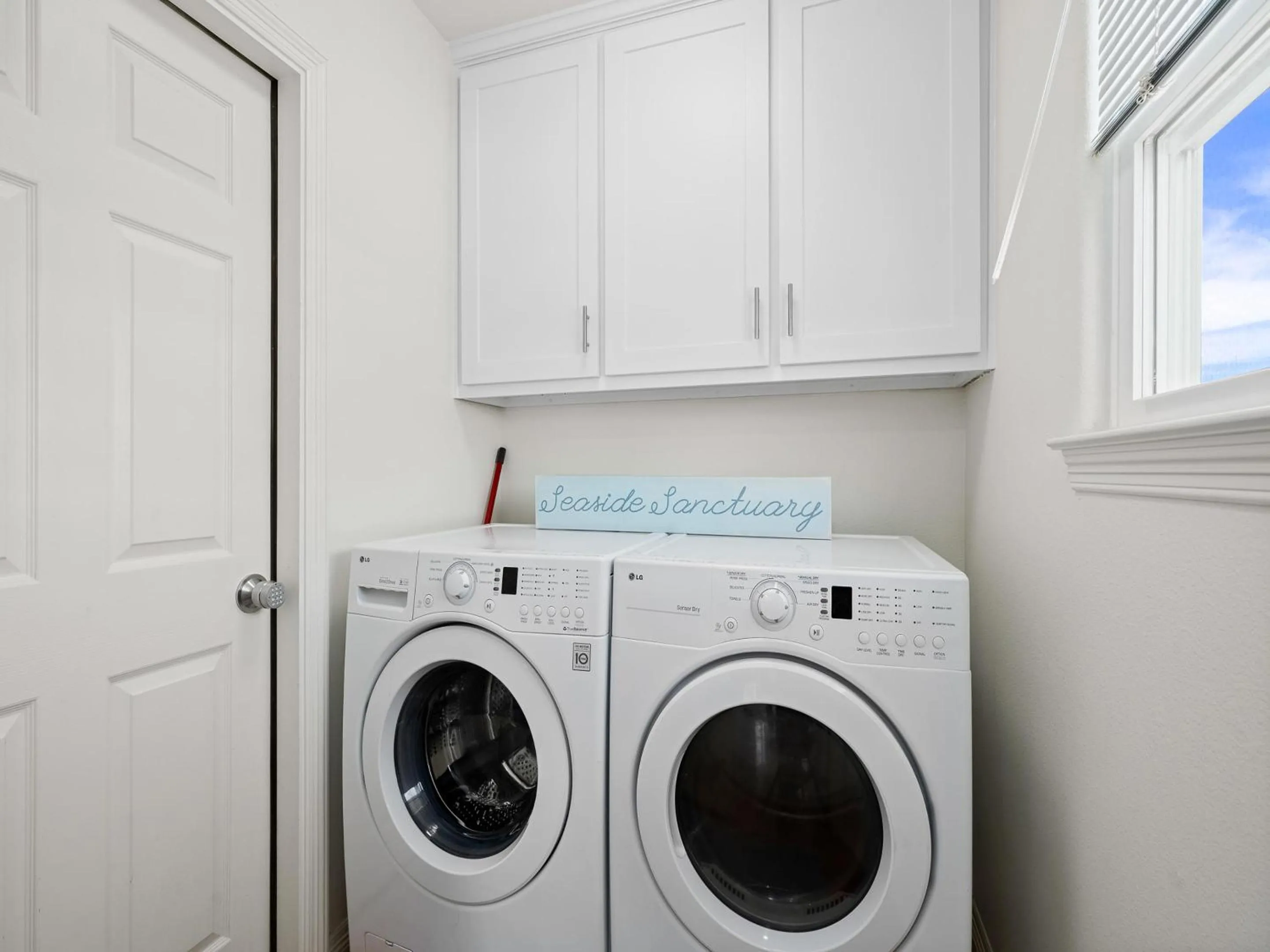 Property building in Flamingo House