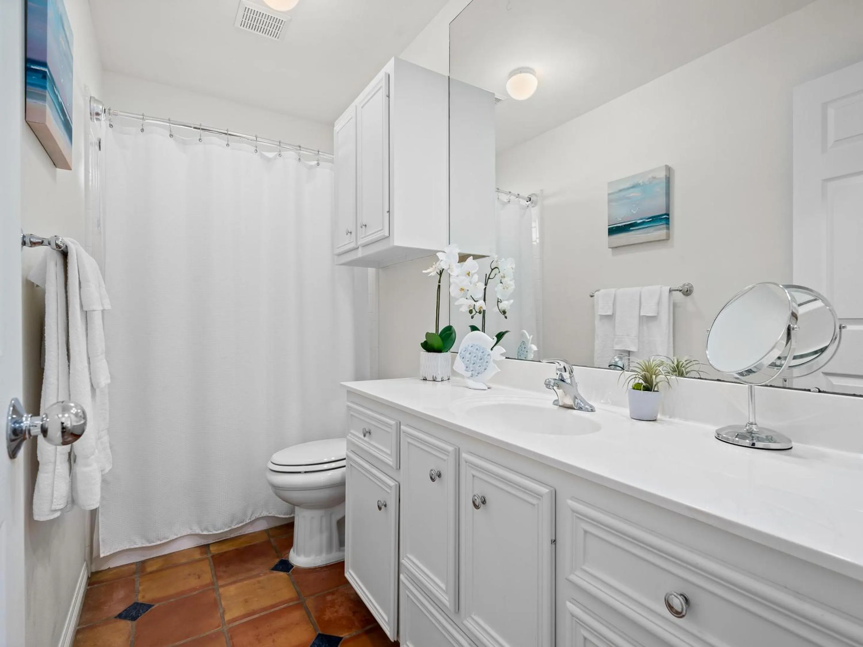 Property building in Flamingo House