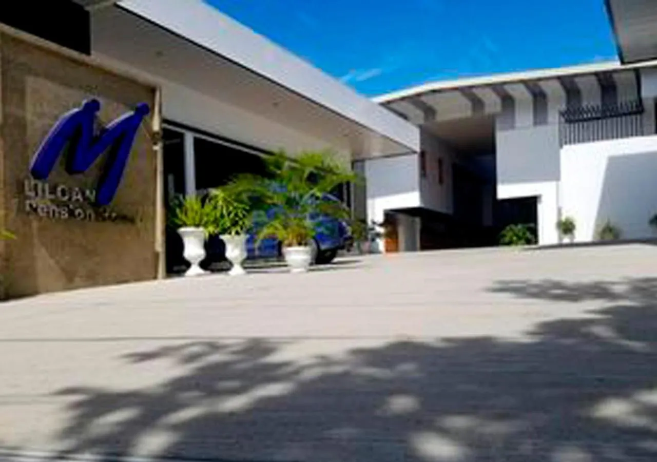 Property building in M LILOAN PENSION HOUSE