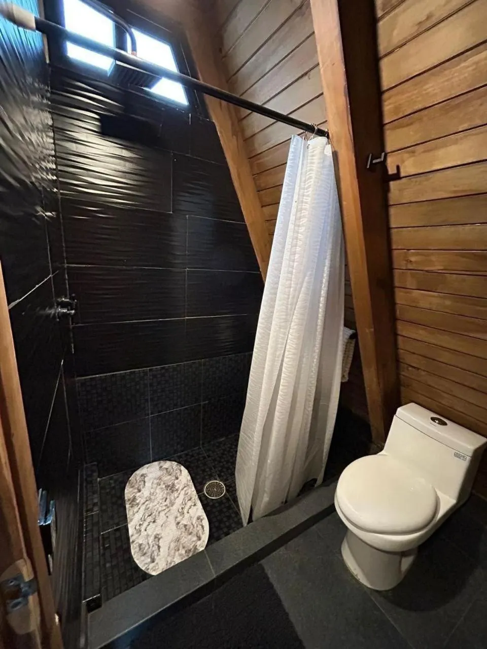 Bathroom in PINE TREE Mazamitla Hotel Boutique & Cabañas