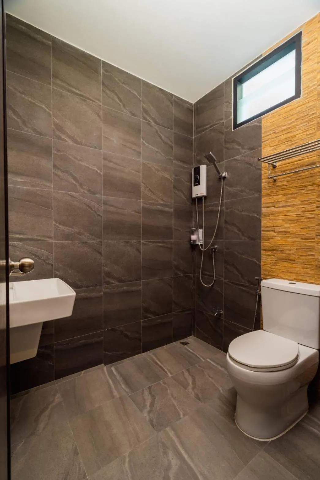 Bathroom in Terminal 58 Airport