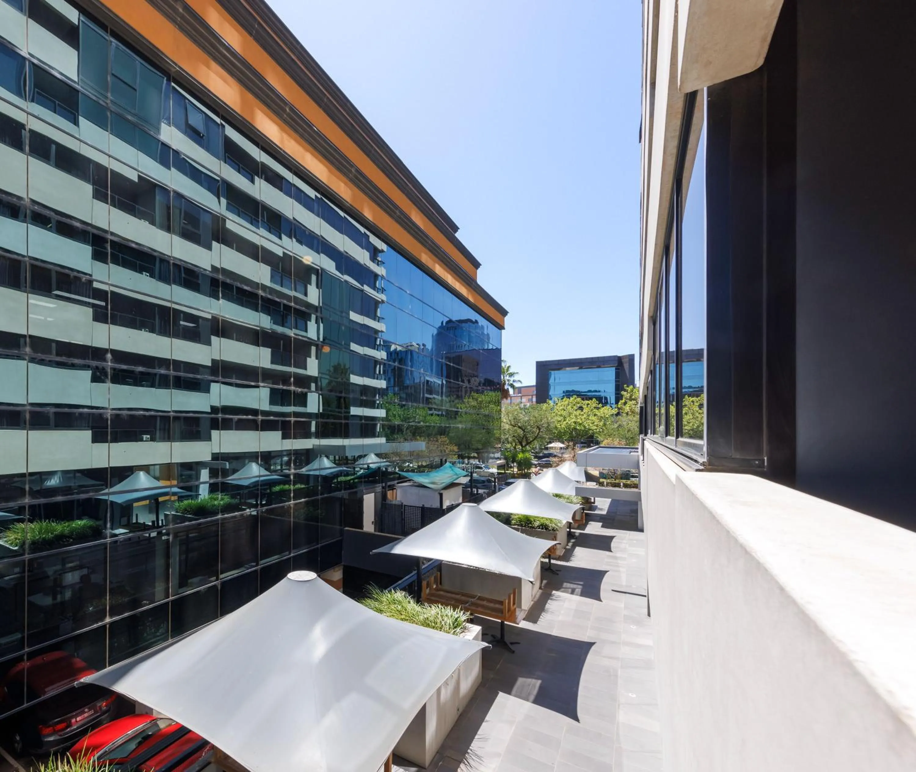 Balcony/Terrace in Oaks Melbourne St Kilda Road Hotel