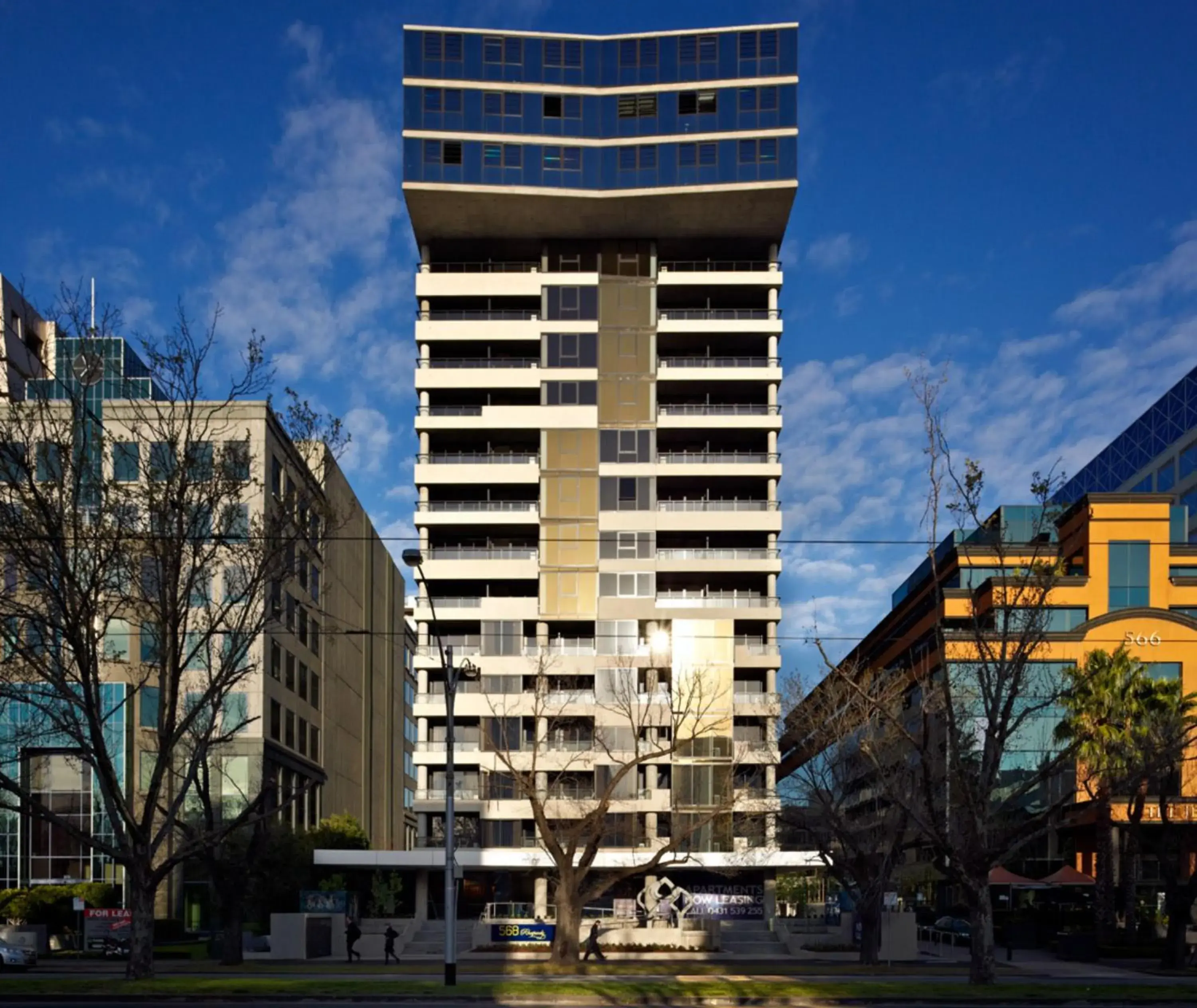Property building in Oaks Melbourne St Kilda Road Hotel Property building in Oaks Melbourne St Kilda Road Hotel